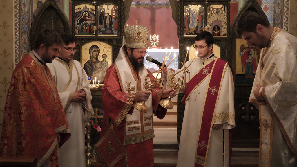 Preasfinţitul Macarie al Europei de Nord: „Precum odinioară pe Nestor, Sfântul Dimitrie ne conduce la Hristos, ajutându-ne să învingem tot ceea ce uneori ni se pare de neînvins” Preasfinţitul Macarie al Europei de Nord: „Precum odinioară pe Nestor, Sfântul Dimitrie ne conduce la Hristos, ajutându-ne să învingem tot ceea ce uneori ni se pare de neînvins”