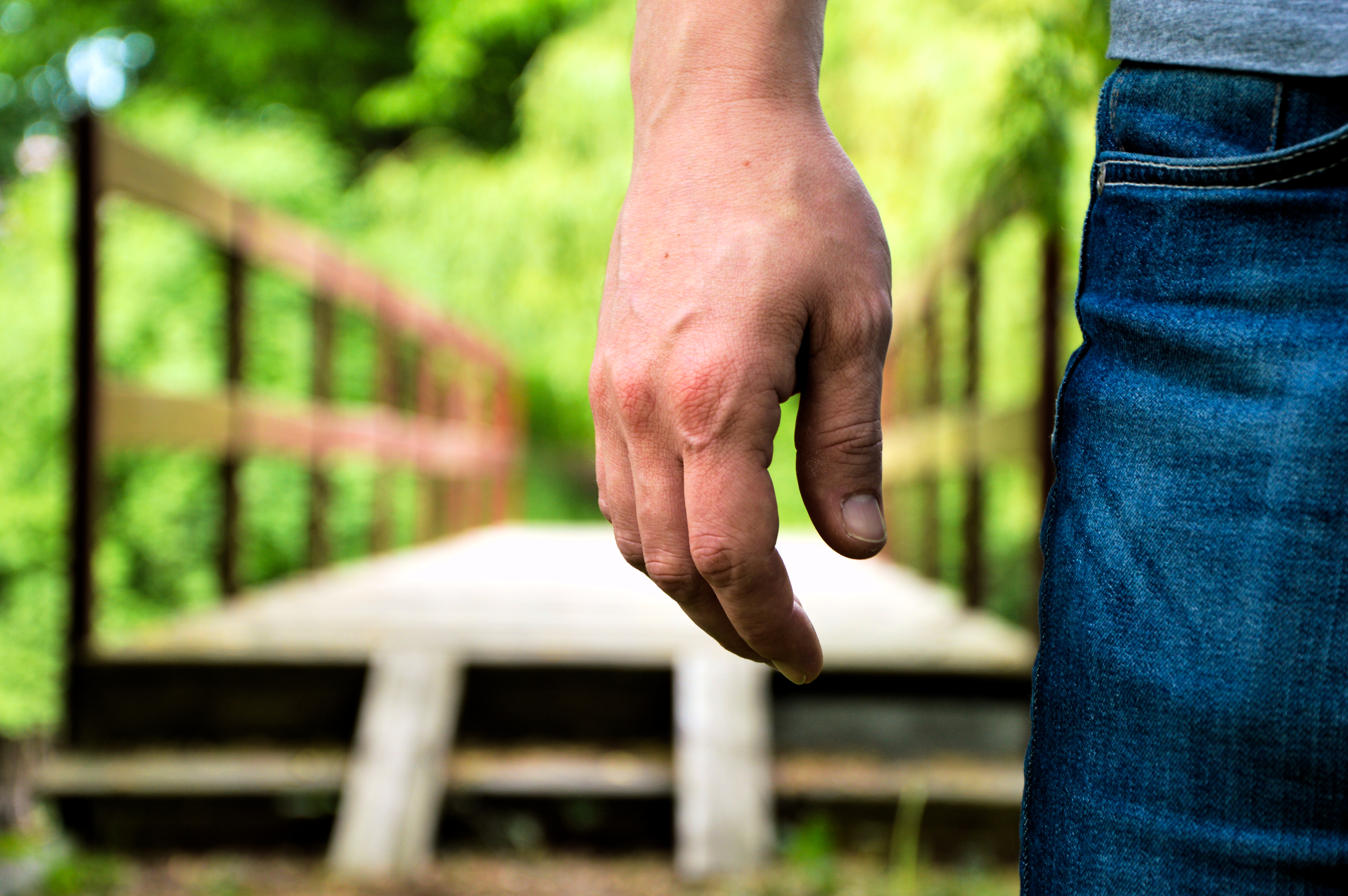 Orbi la realitate şi nestingheriţi de asta ‒ dincolo de barierele adevărului „personal”