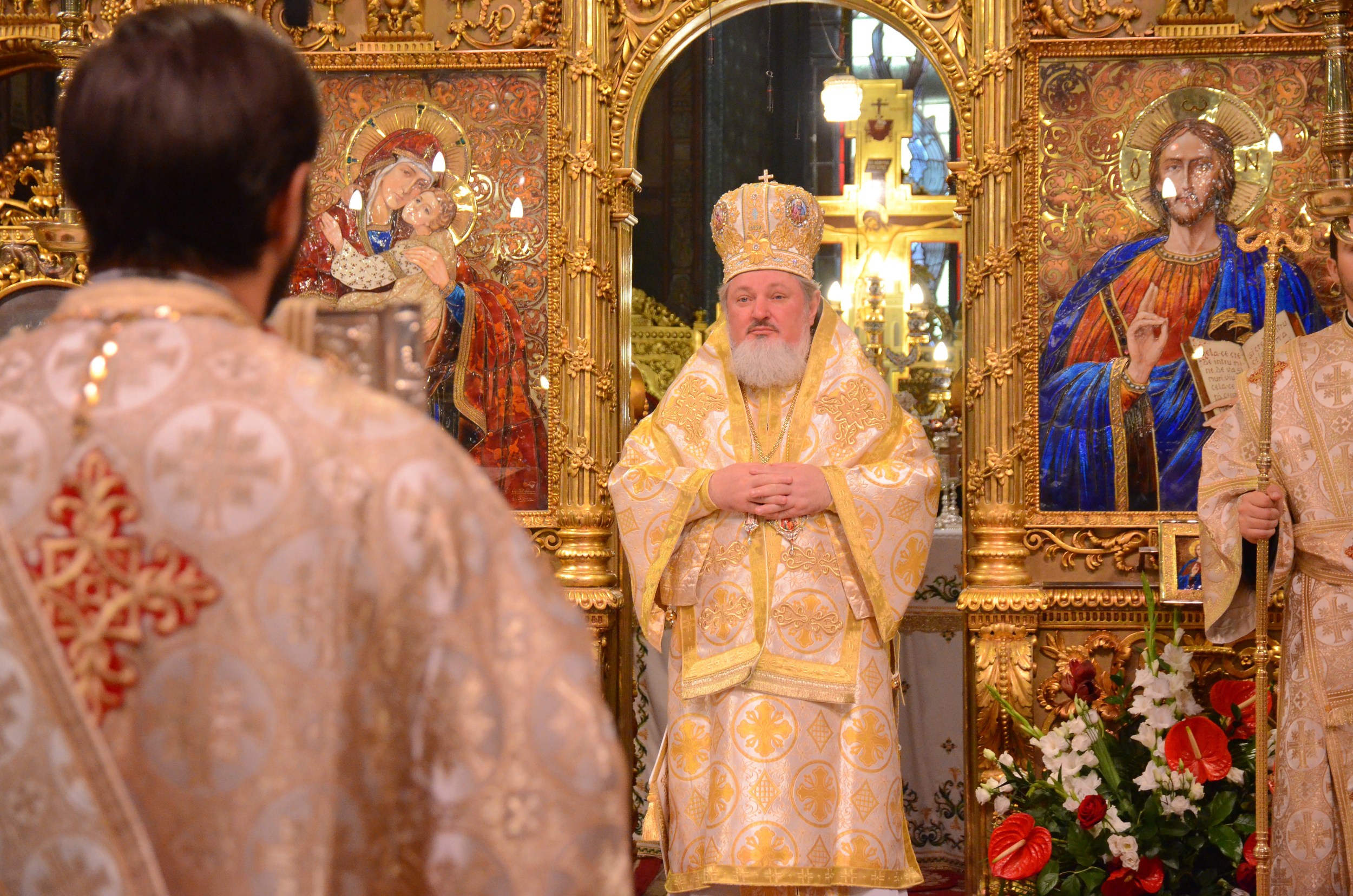 Preasfințitul Varlaam Ploieșteanul a oficiat Sfânta Liturghie la Catedrala Patriarhală