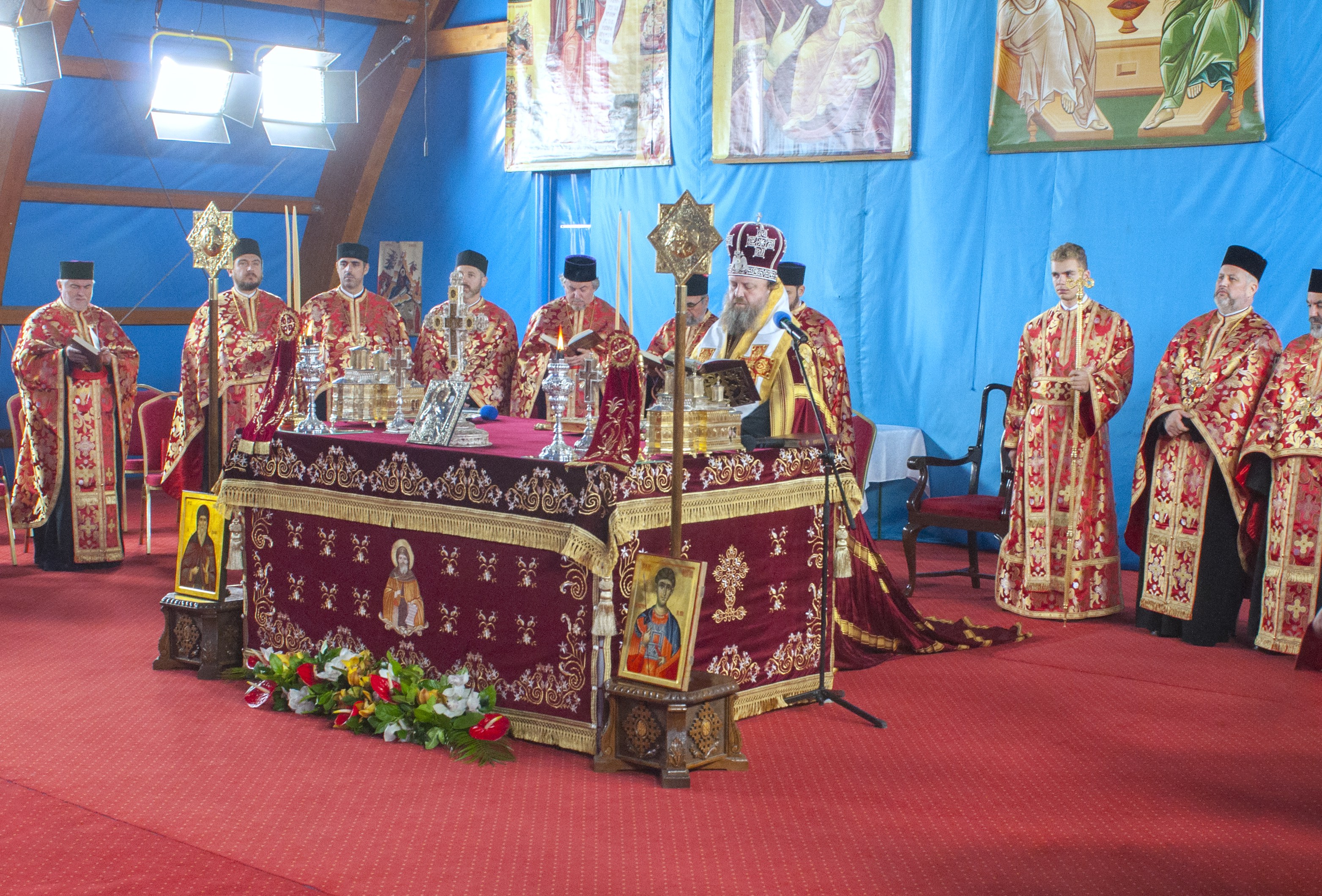 Slujbă de Priveghere la Patriarhie: Sfântul Dimitrie, Izvorâtorul de Mir, cinstit pe Colina Bucuriei