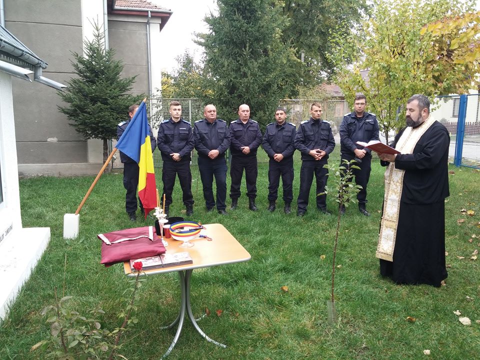 Ziua Armatei Române serbată în Protoieria Oneşti Ziua Armatei Române serbată în Protoieria Oneşti