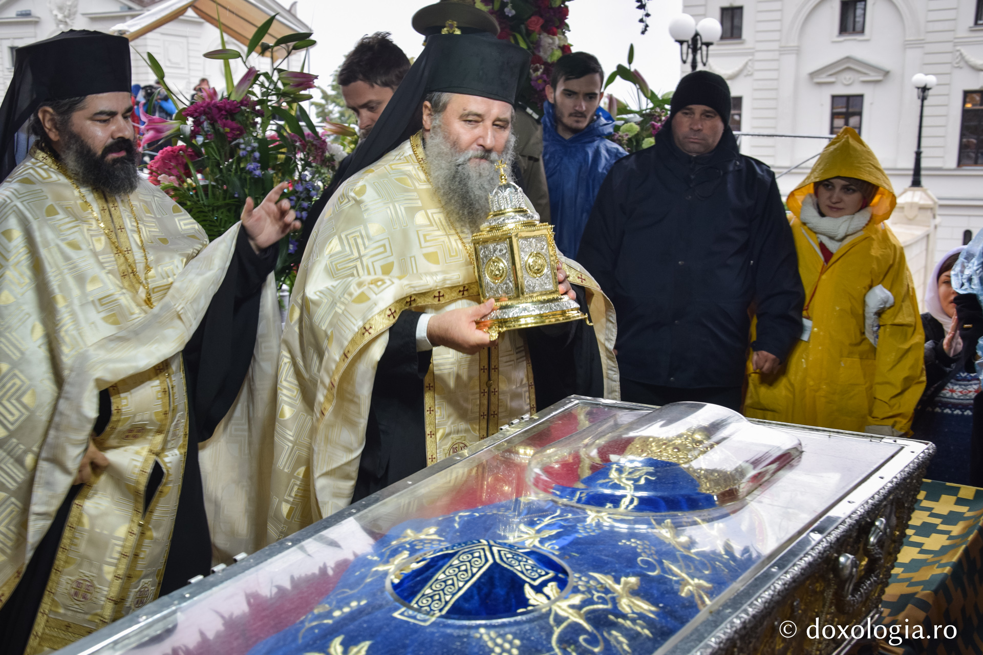 Foto: Tudorel Rusu (Foto) Din Cipru, la Iași – Sfântul Neofit Zăvorâtul, acasă la Sfânta Parascheva