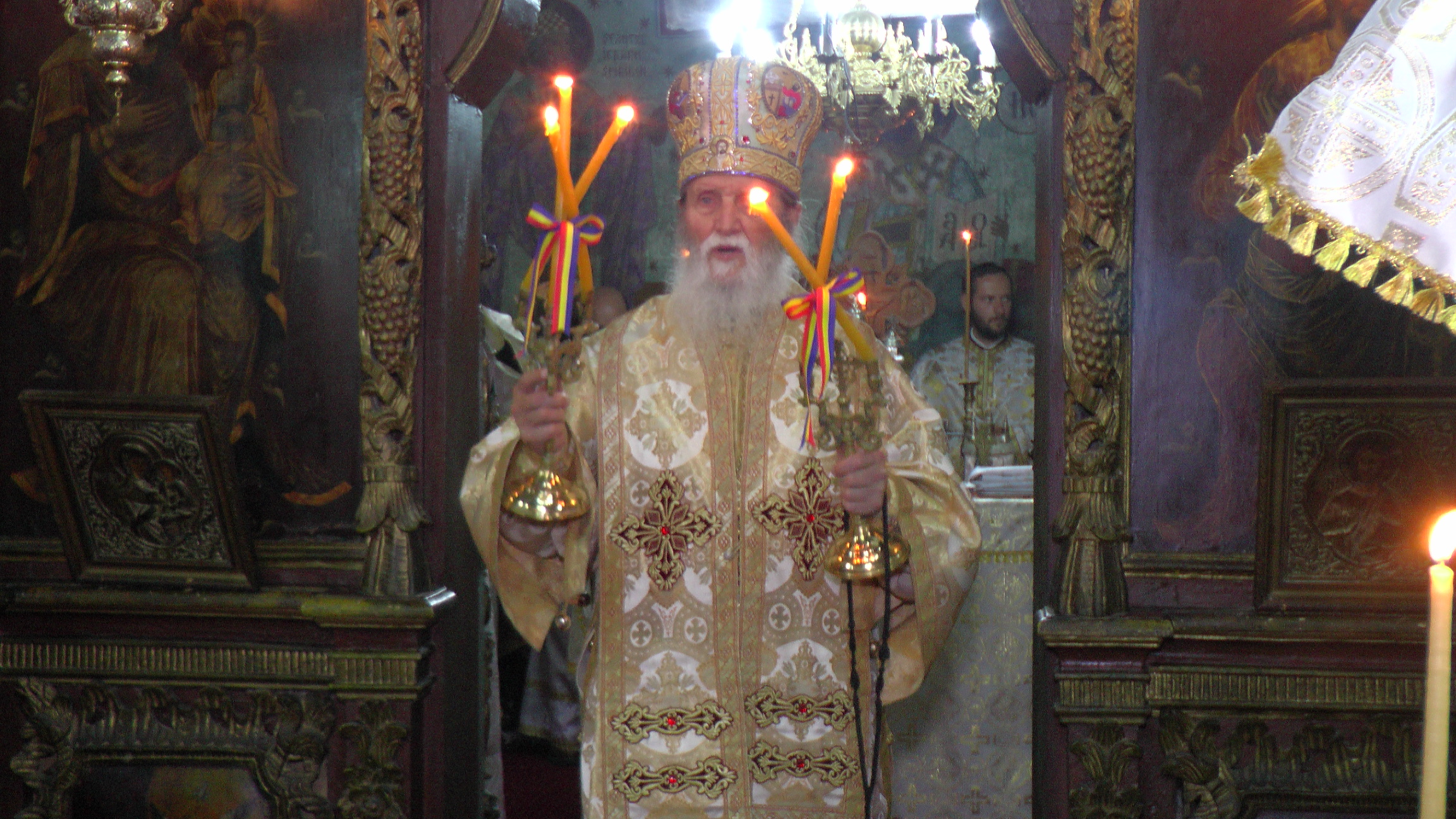 Sfântă Liturghie arhierească și sfințire de praznicar în Parohia Valea-Moldovei