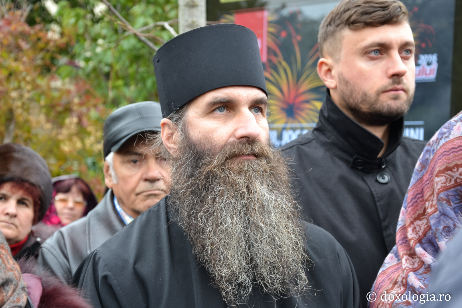 (Foto) Monahi şi monahii pe urmele Sfântului Neofit Zăvorâtul