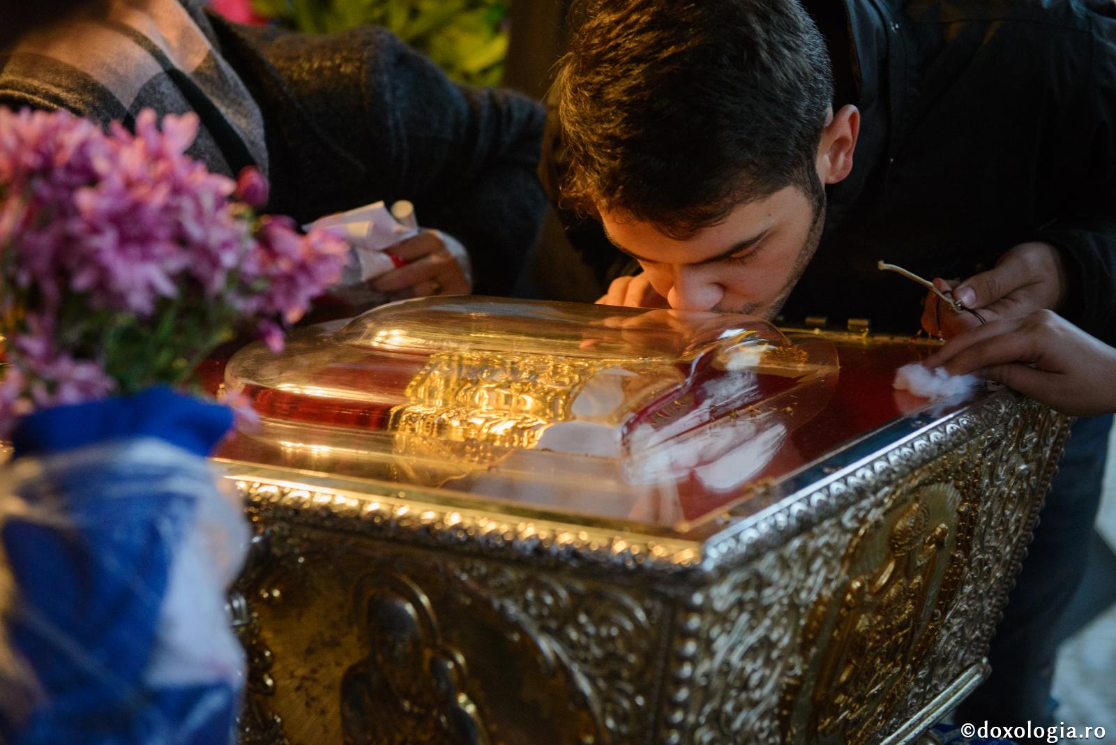 Sfânta Parascheva - raza mângâierii