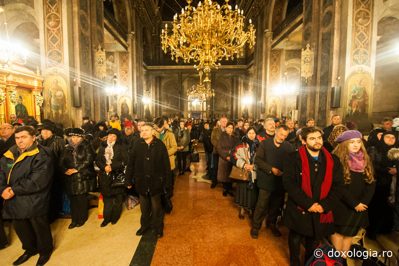 Priveghere închinată Sfântului Apostol Andrei, la Catedrala Mitropolitană (galerie FOTO)