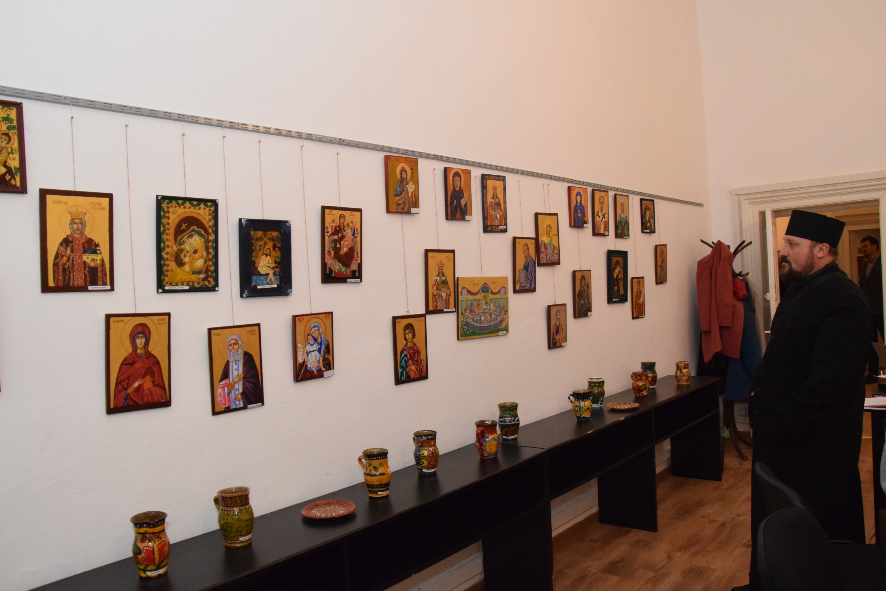 Vernisajul expoziţiei „Sfânta Cuvioasă Parascheva, emblema spiritualităţii ieşene“