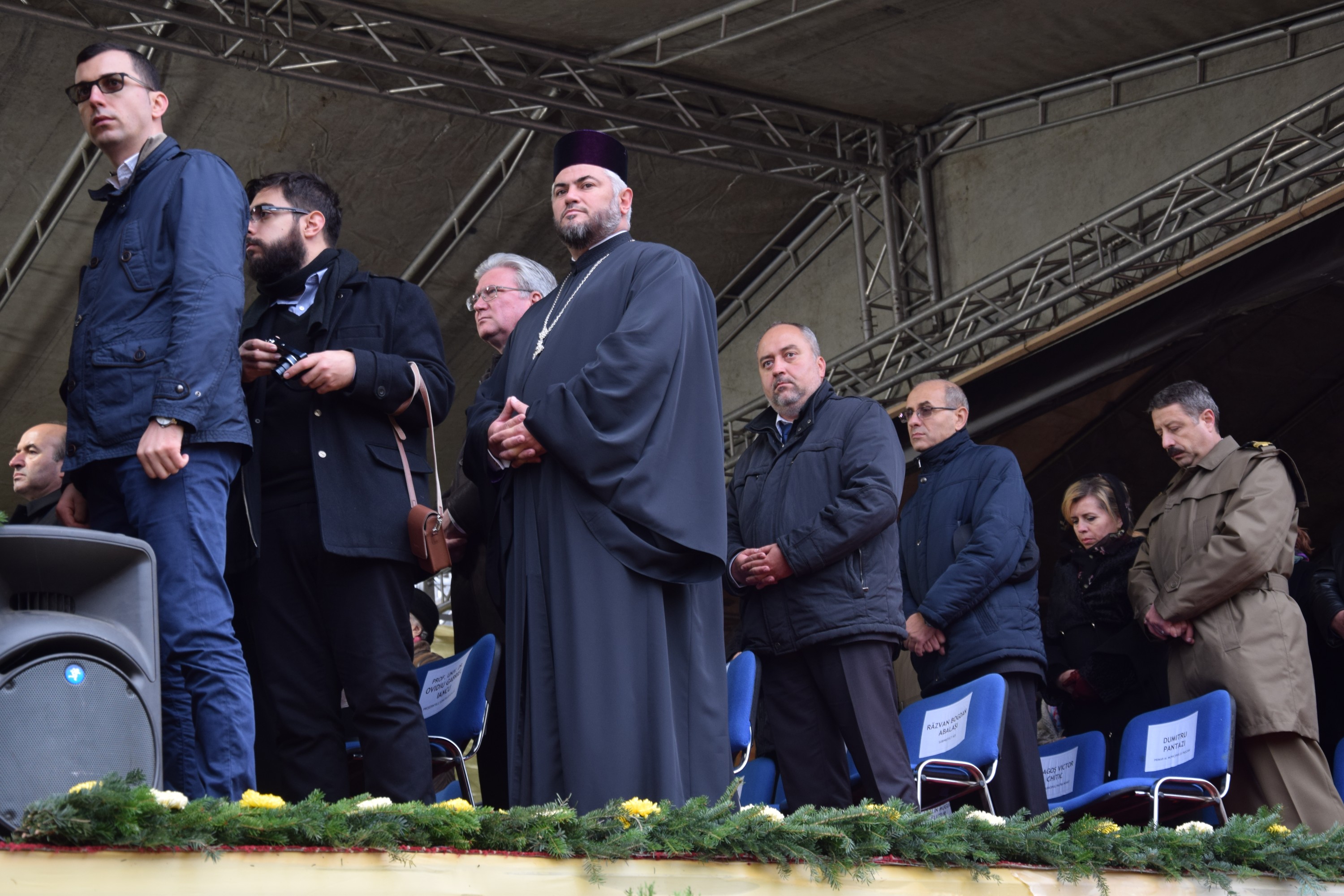 25 000 de pelerini, prezenți la Iași de ziua Sfintei Cuvioase Parascheva 25 000 de pelerini, prezenți la Iași de ziua Sfintei Cuvioase Parascheva