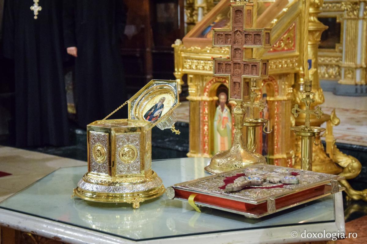 Foto: Tudorel Rusu Moaştele Sfântului Cuvios Neofit Zăvorâtul au ajuns la Iași