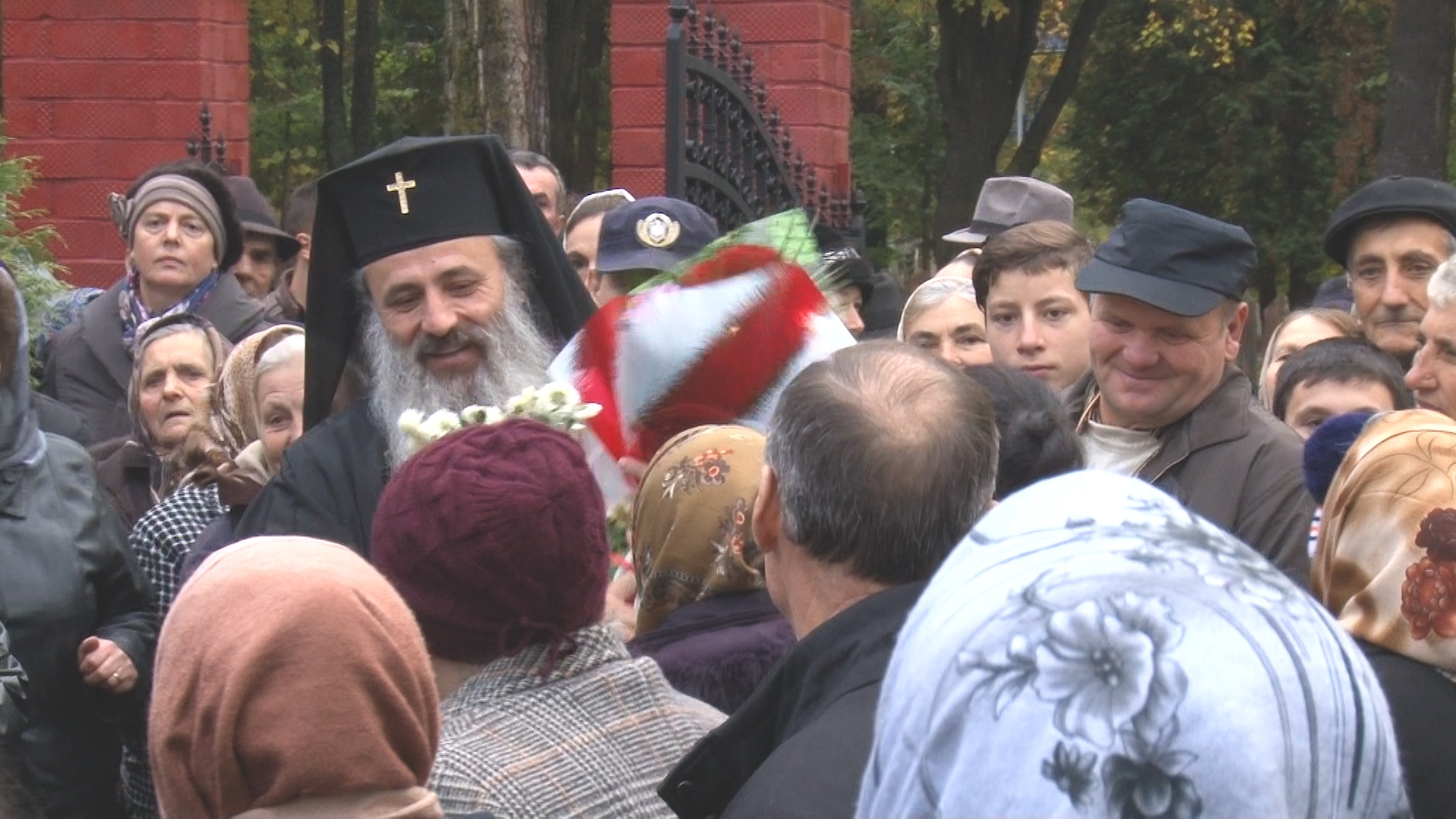 (Video) Zi de mare sărbătoare pentru enoriașii parohiei Mastacăn II, comuna Borlești, din județul Neamț