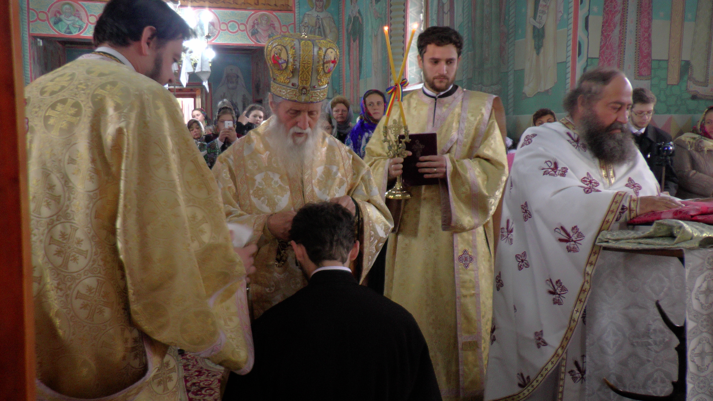 20 de ani de slujire preoțească, serbați prin Liturghie arhierească