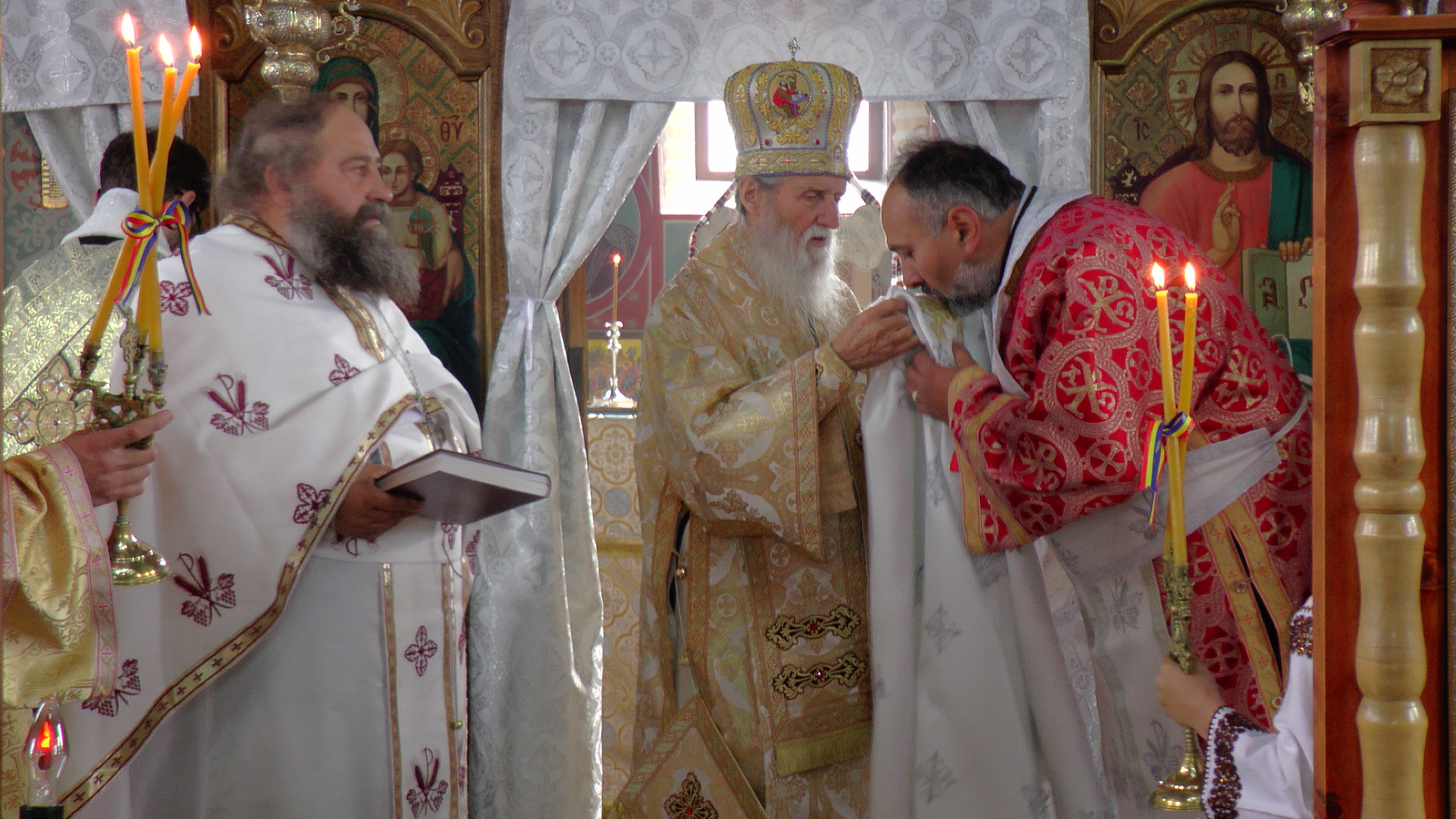 20 de ani de slujire preoțească, serbați prin Liturghie arhierească