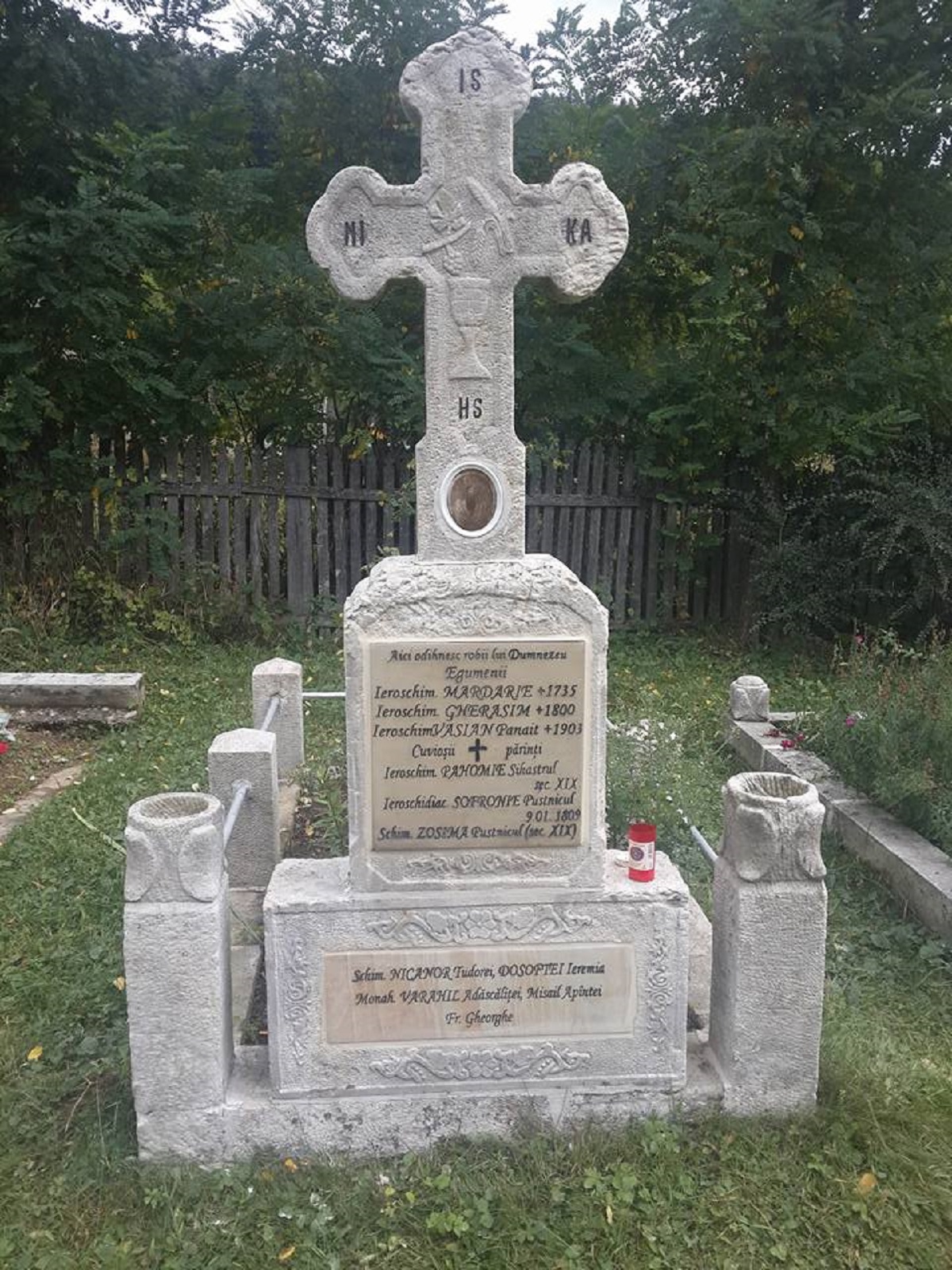 Pustnicul Sofronie din vârful Pocrovului