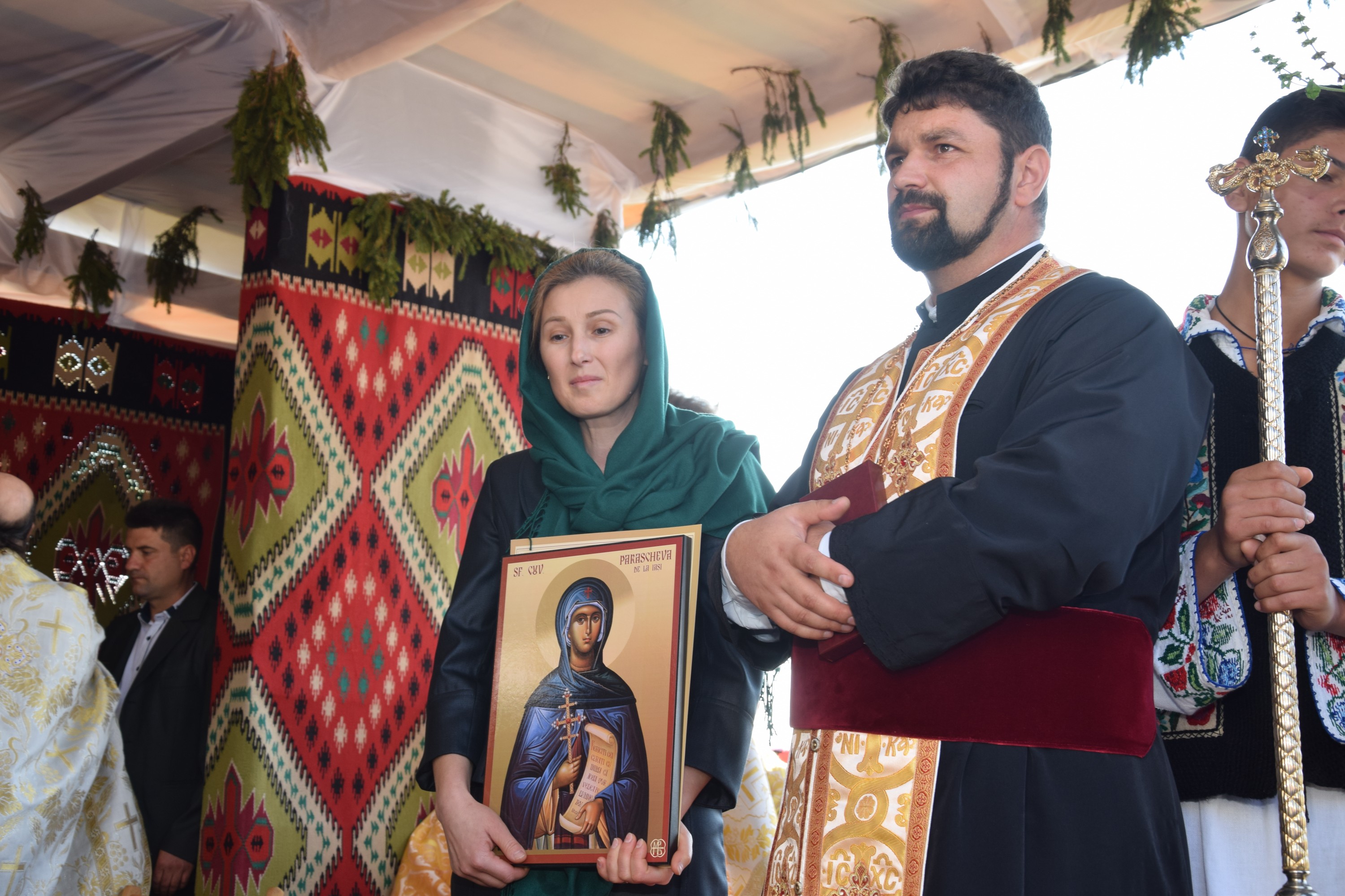 Sfințire de biserică la Balta Arsă (Galerie foto)