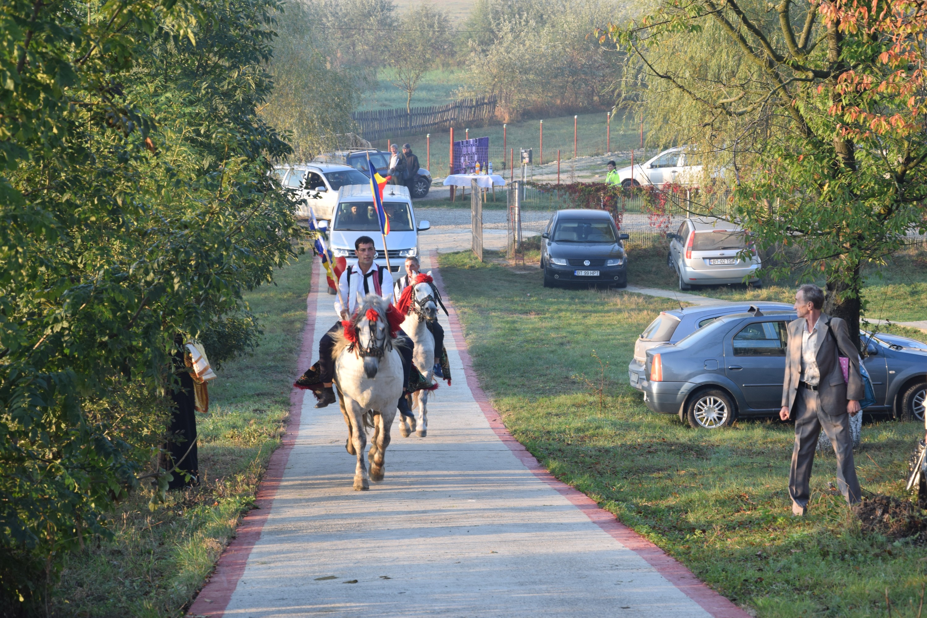 Sfințire de biserică la Balta Arsă (Galerie foto)