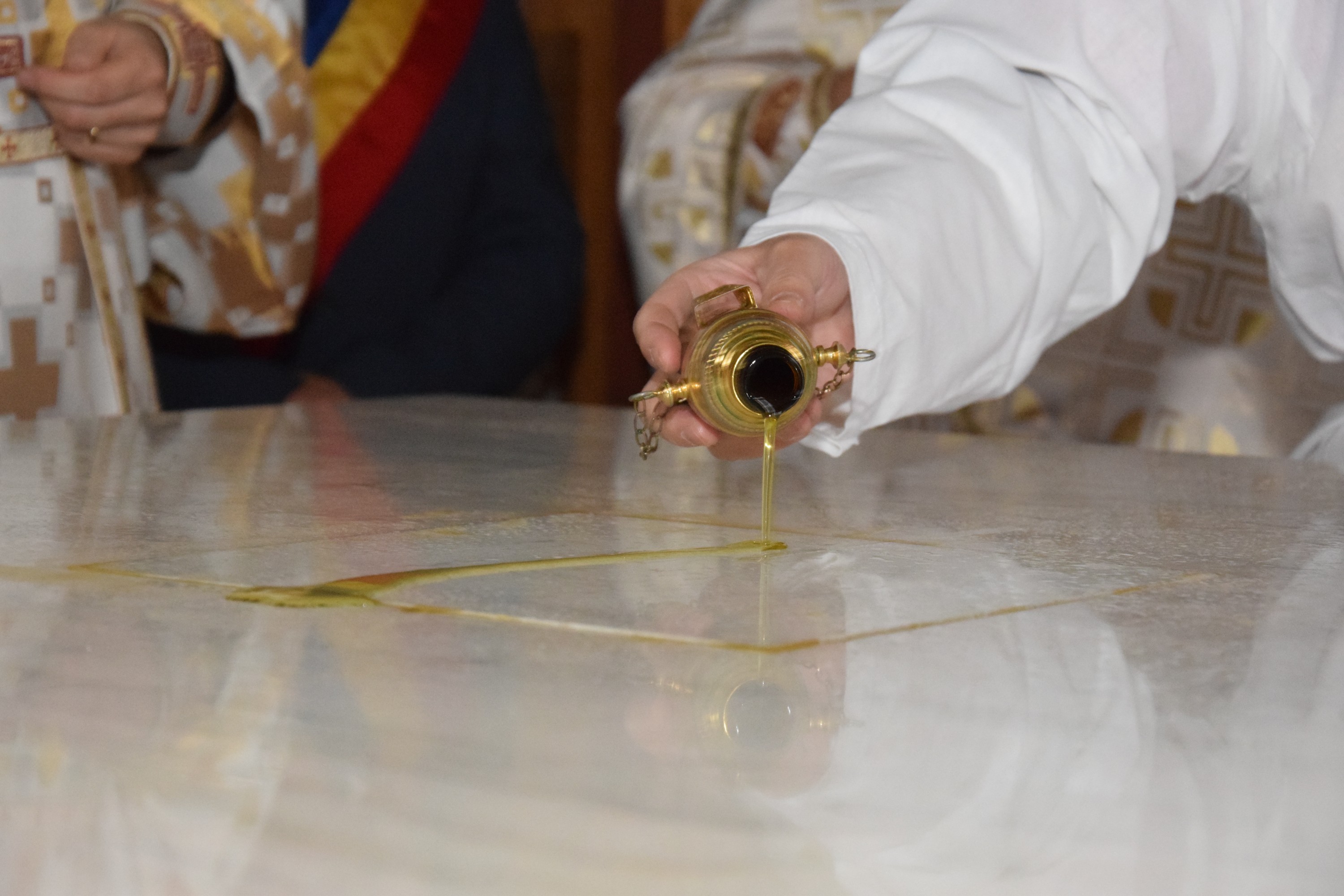 O nouă biserică închinată Sfintei Cuvioase Parascheva, sfințită de IPS Părinte Mitropolit Teofan O nouă biserică închinată Sfintei Cuvioase Parascheva, sfințită de IPS Părinte Mitropolit Teofan