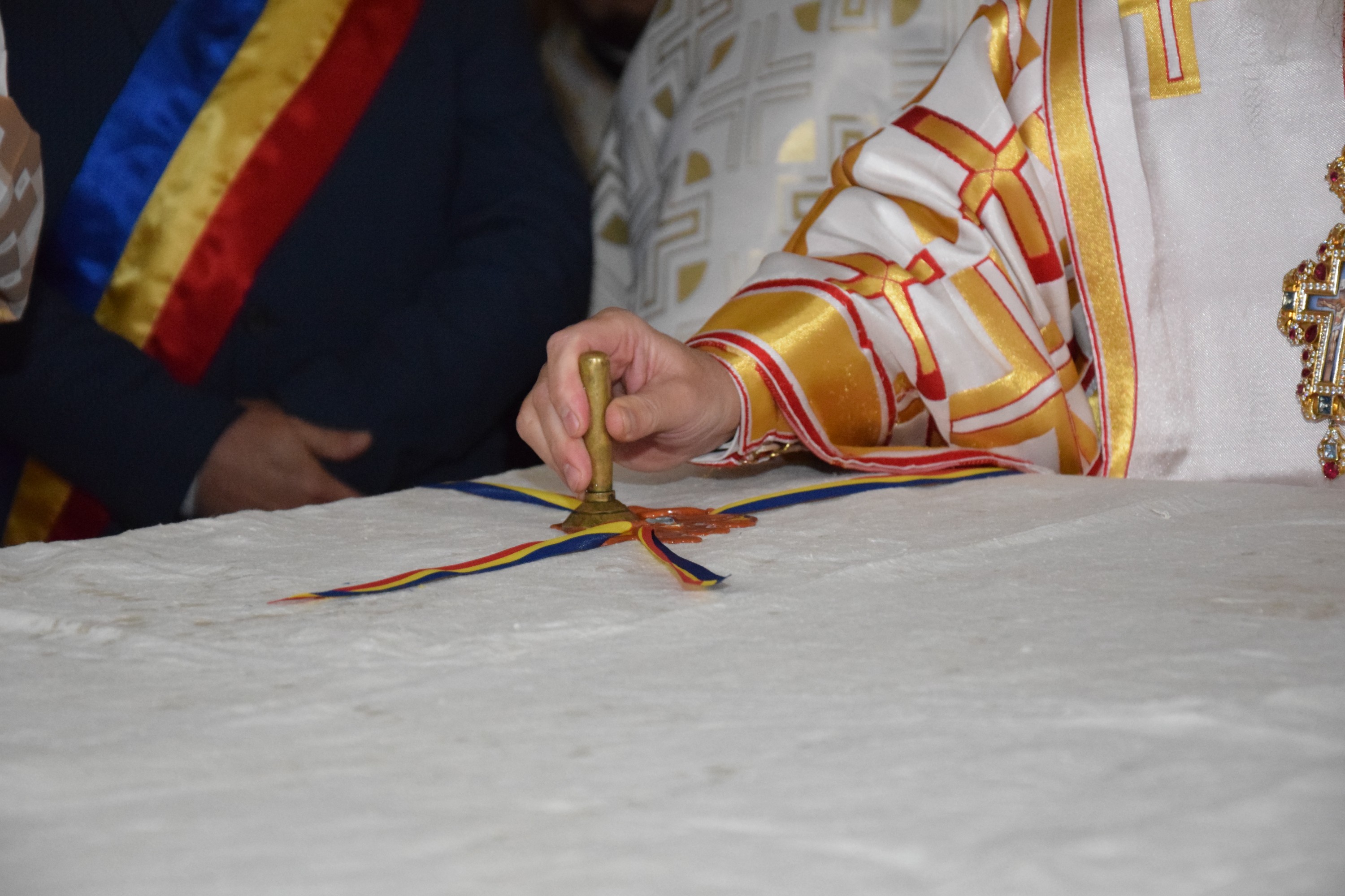 O nouă biserică închinată Sfintei Cuvioase Parascheva, sfințită de IPS Părinte Mitropolit Teofan O nouă biserică închinată Sfintei Cuvioase Parascheva, sfințită de IPS Părinte Mitropolit Teofan