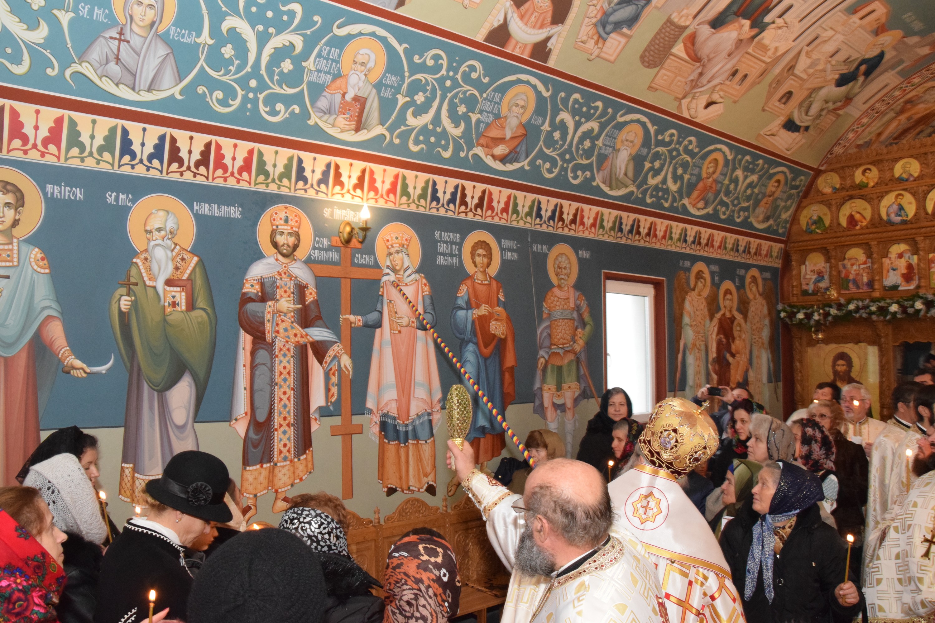 O nouă biserică închinată Sfintei Cuvioase Parascheva, sfințită de IPS Părinte Mitropolit Teofan O nouă biserică închinată Sfintei Cuvioase Parascheva, sfințită de IPS Părinte Mitropolit Teofan