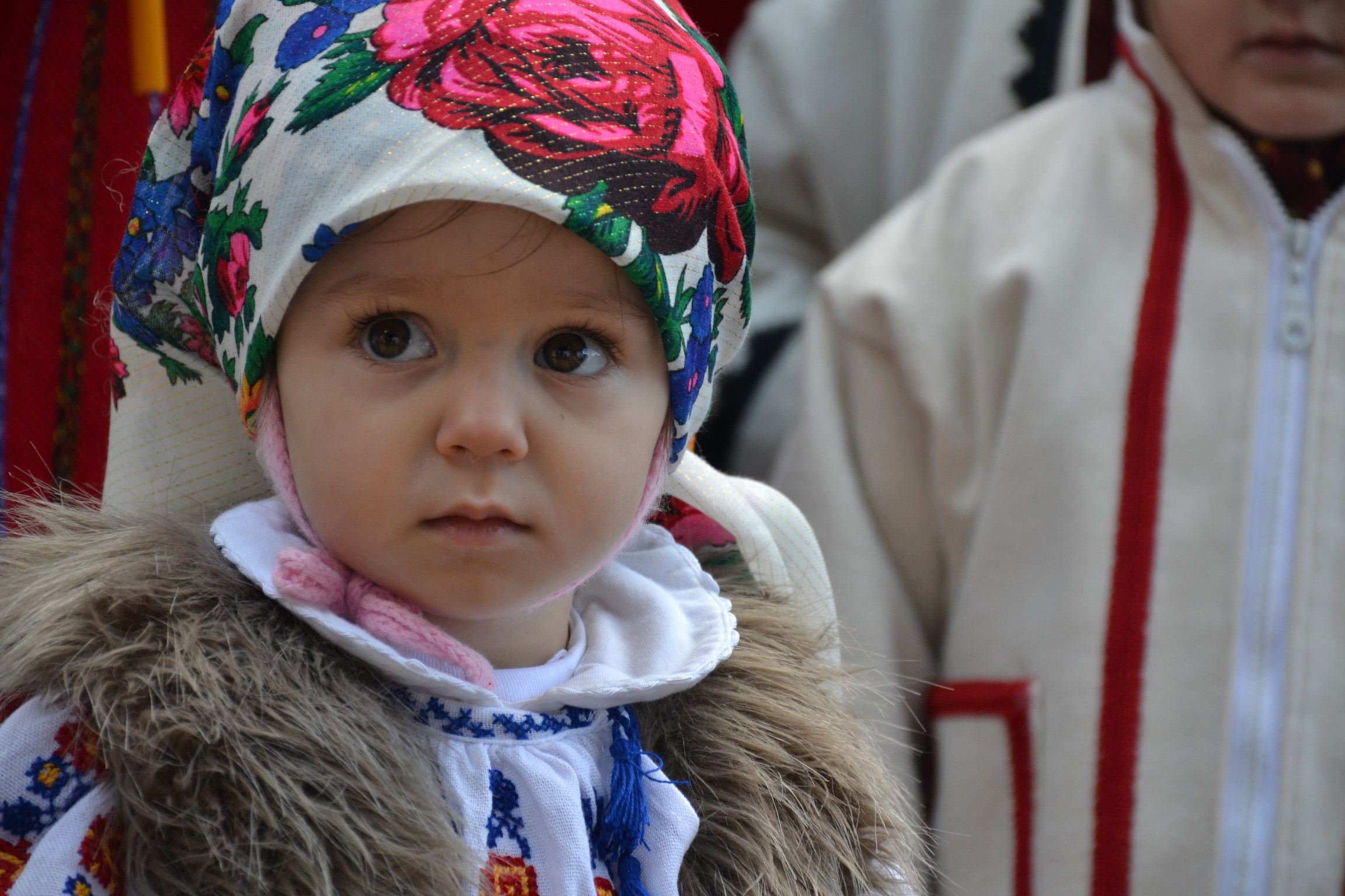 Sfințire de biserică la Piatra Șoimului, după 16 ani de lucrări Sfințire de biserică la Piatra Șoimului, după 16 ani de lucrări