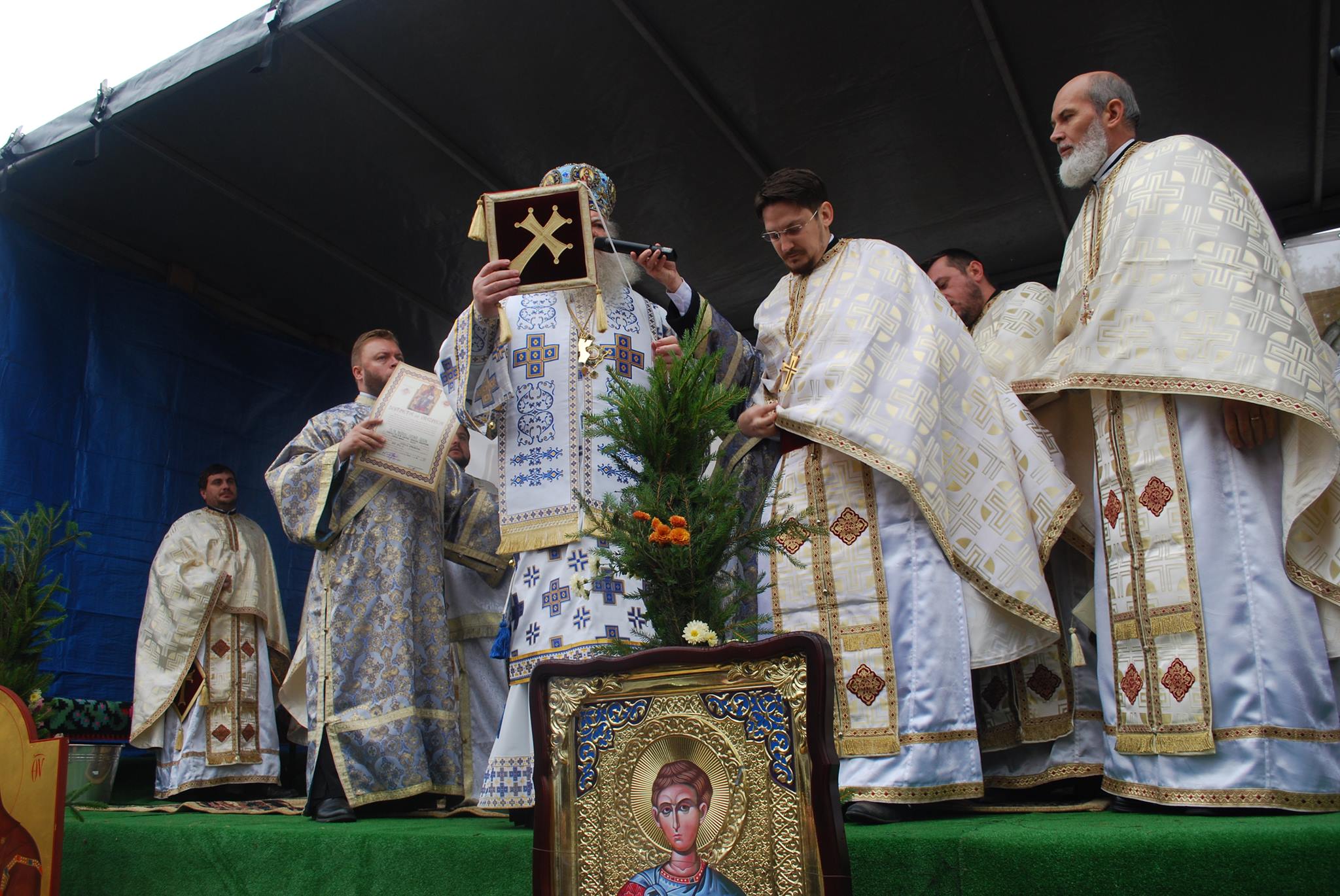 Sfințirea picturii bisericii și a clopotniței din Parohia Homiceni