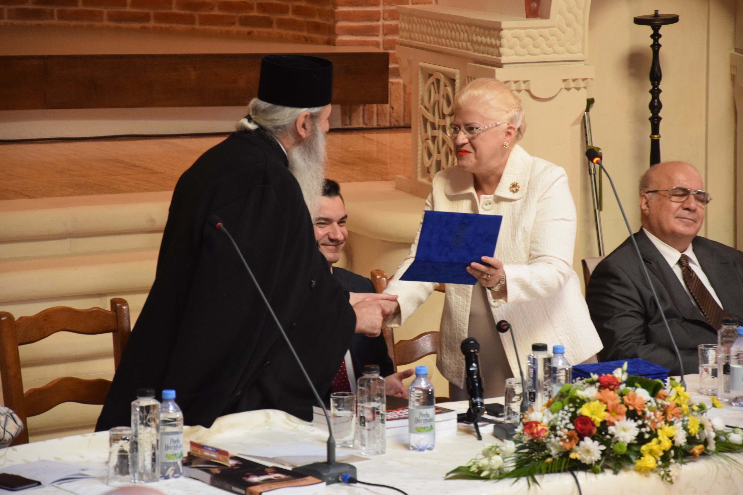 A debutat Simpozionul Internaţional „Monumentul – Tradiţie şi Viitor” A debutat Simpozionul Internaţional „Monumentul – Tradiţie şi Viitor”