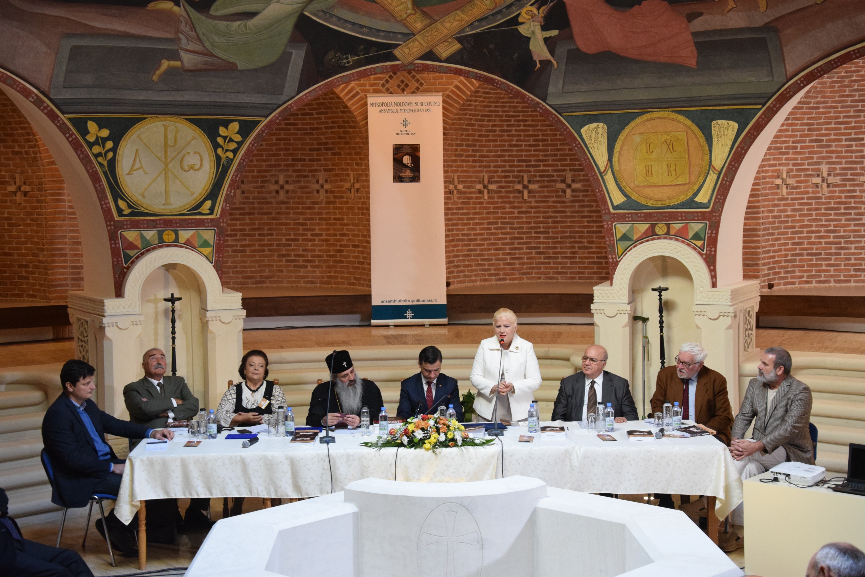 A debutat Simpozionul Internaţional „Monumentul – Tradiţie şi Viitor” A debutat Simpozionul Internaţional „Monumentul – Tradiţie şi Viitor”