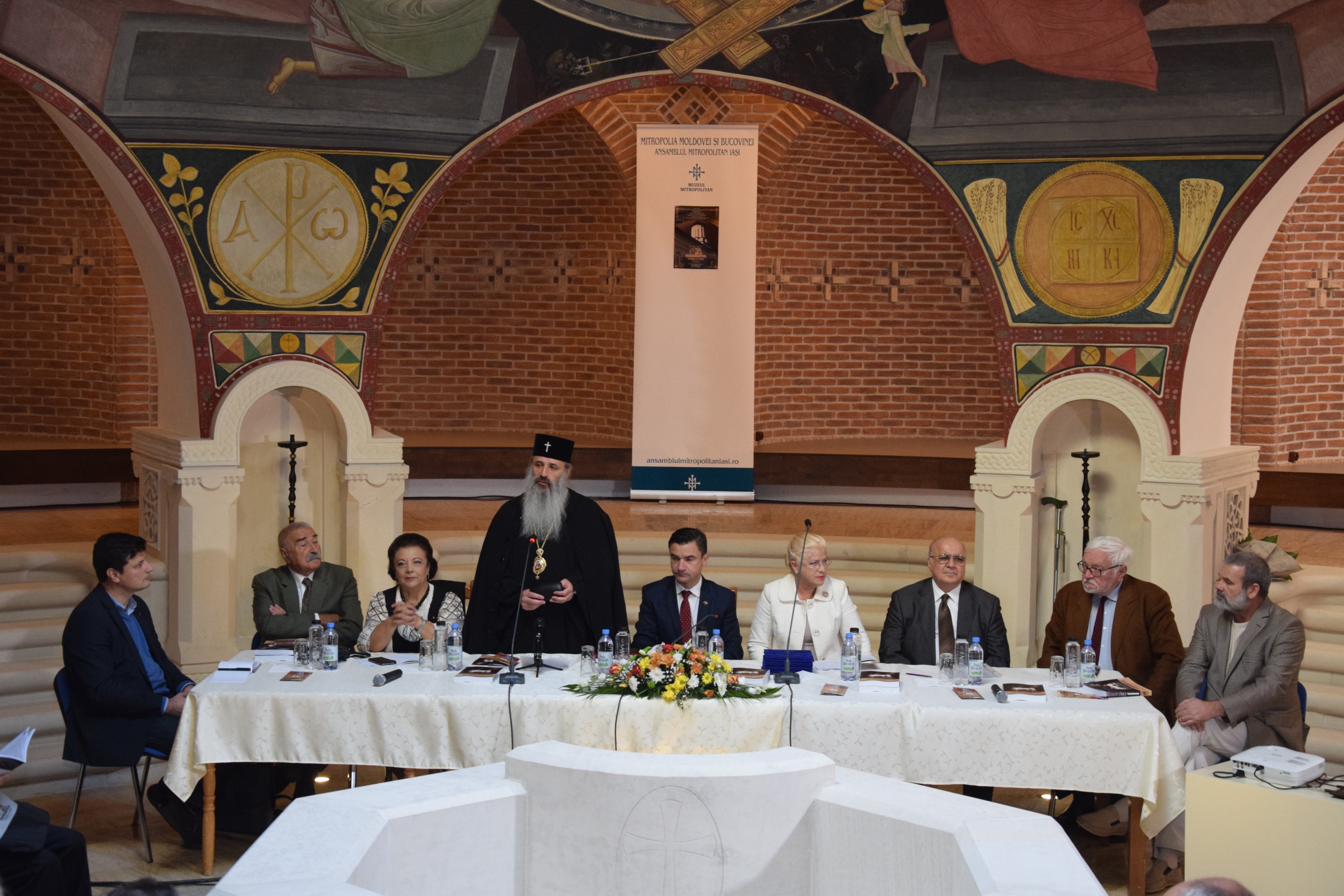 A debutat Simpozionul Internaţional „Monumentul – Tradiţie şi Viitor” A debutat Simpozionul Internaţional „Monumentul – Tradiţie şi Viitor”