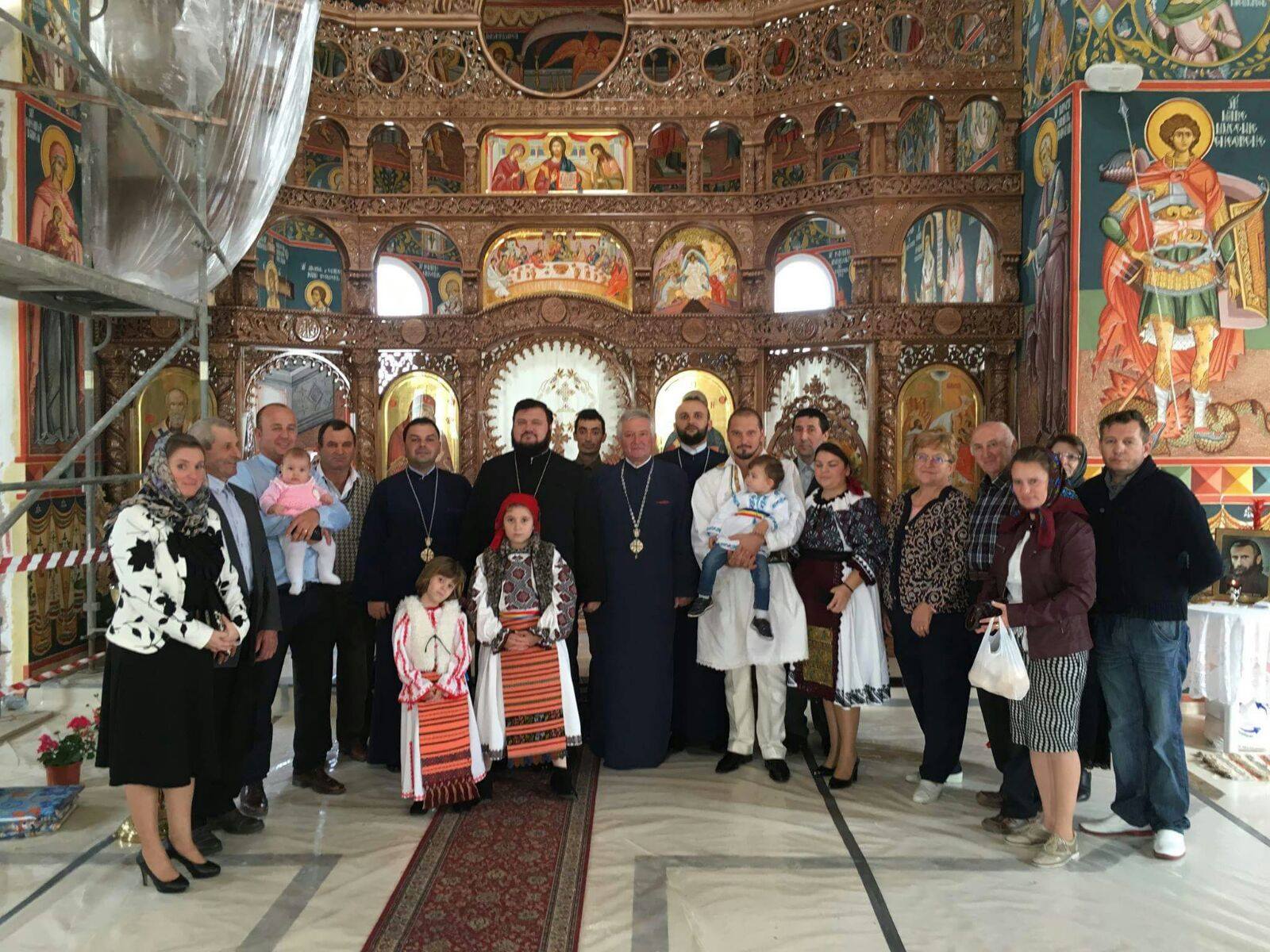 Preasfințitul Petroniu, Episcopul Sălajului, în parohia Roquetas de Mar (Spania)