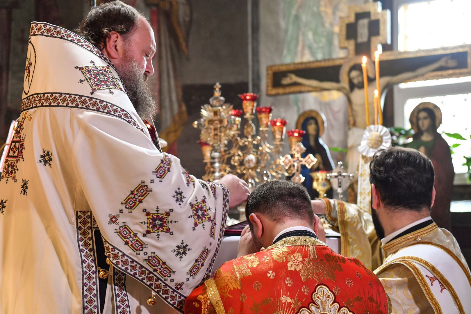 Sinaxă monahală în Arhiepiscopia Bucureștilor. Patriarhul Daniel: „Toate mănăstirile sunt angajate în multe lucrări duhovniceşti, culturale, misionare şi social filantropice”