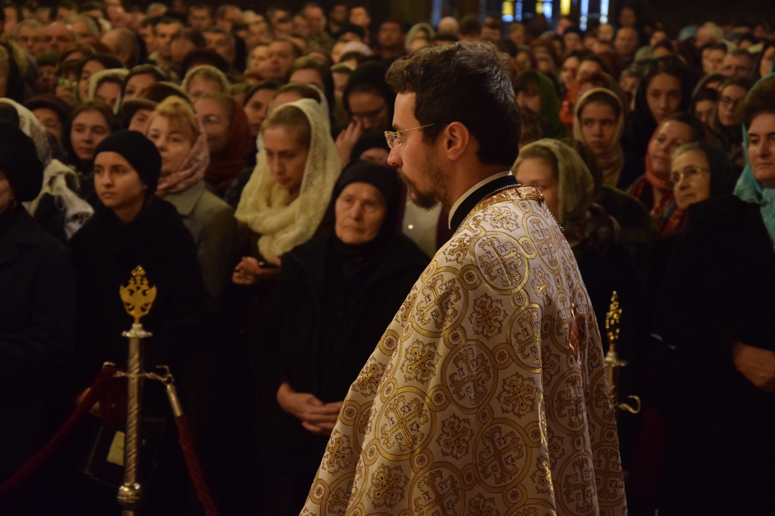 Părintele Rafail Noica, la Iași: „Cine judecă pe aproapele face un pas de lucrare antihristică”