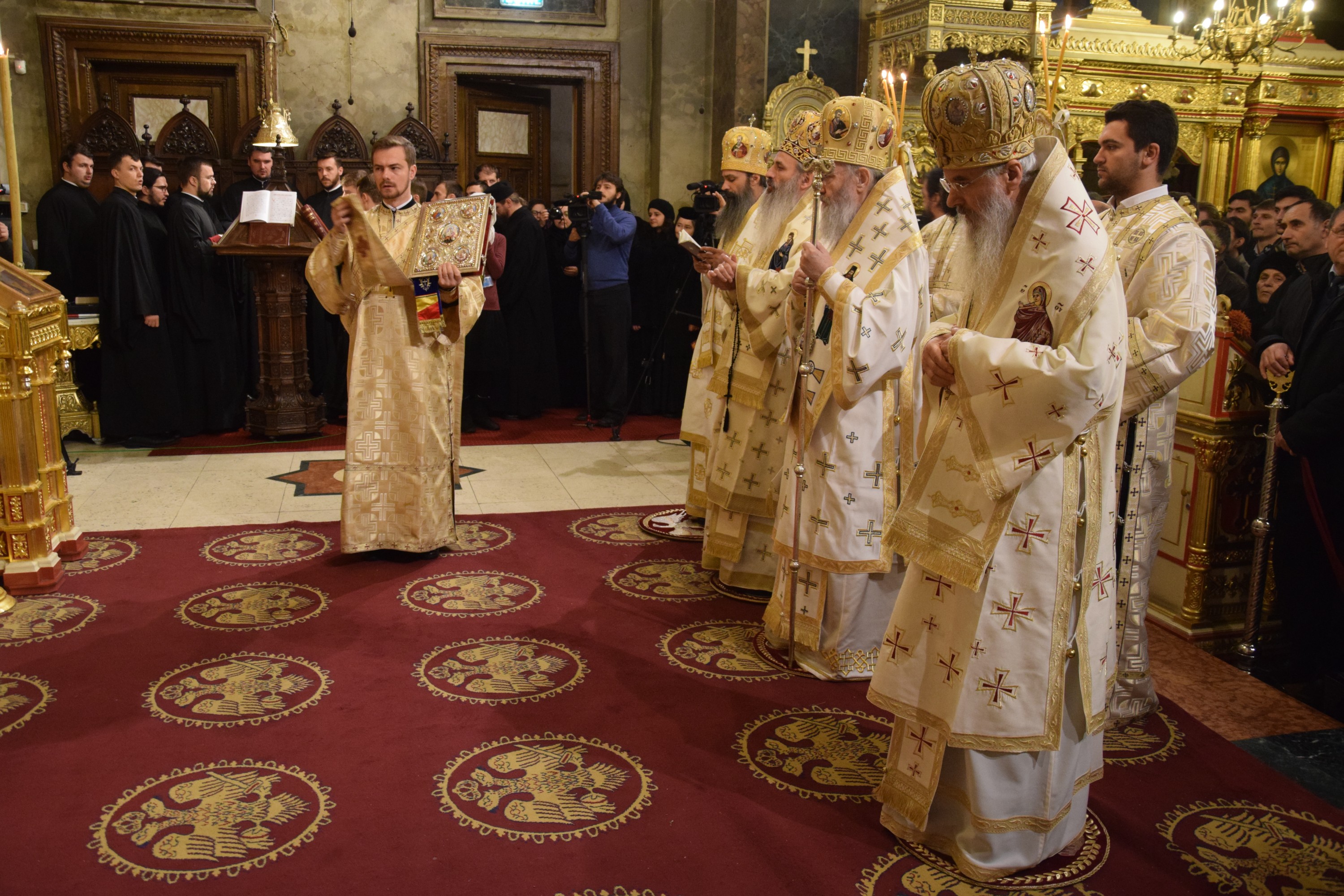 Părintele Rafail Noica, la Iași: „Cine judecă pe aproapele face un pas de lucrare antihristică”