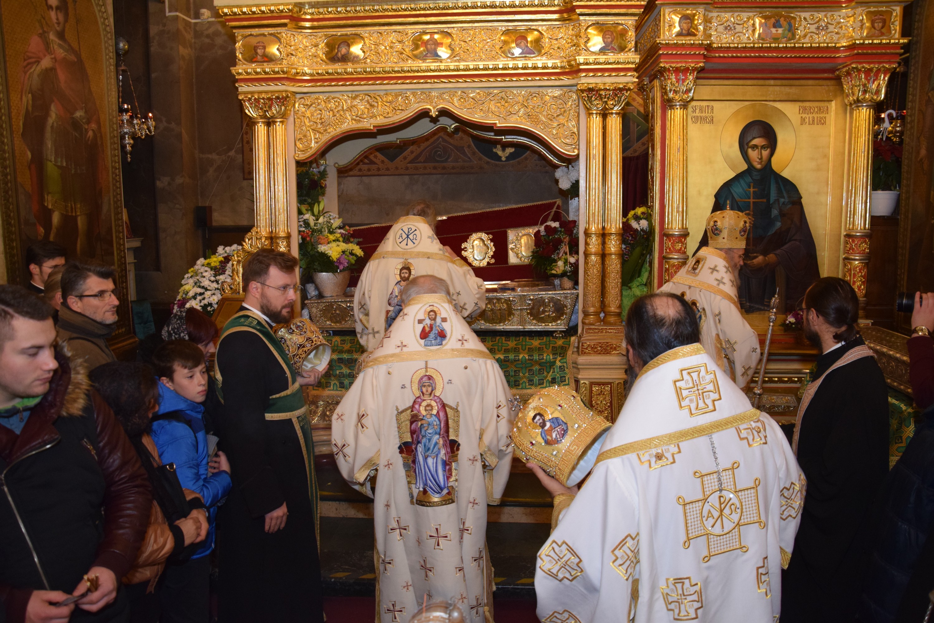 Părintele Rafail Noica, la Iași: „Cine judecă pe aproapele face un pas de lucrare antihristică”