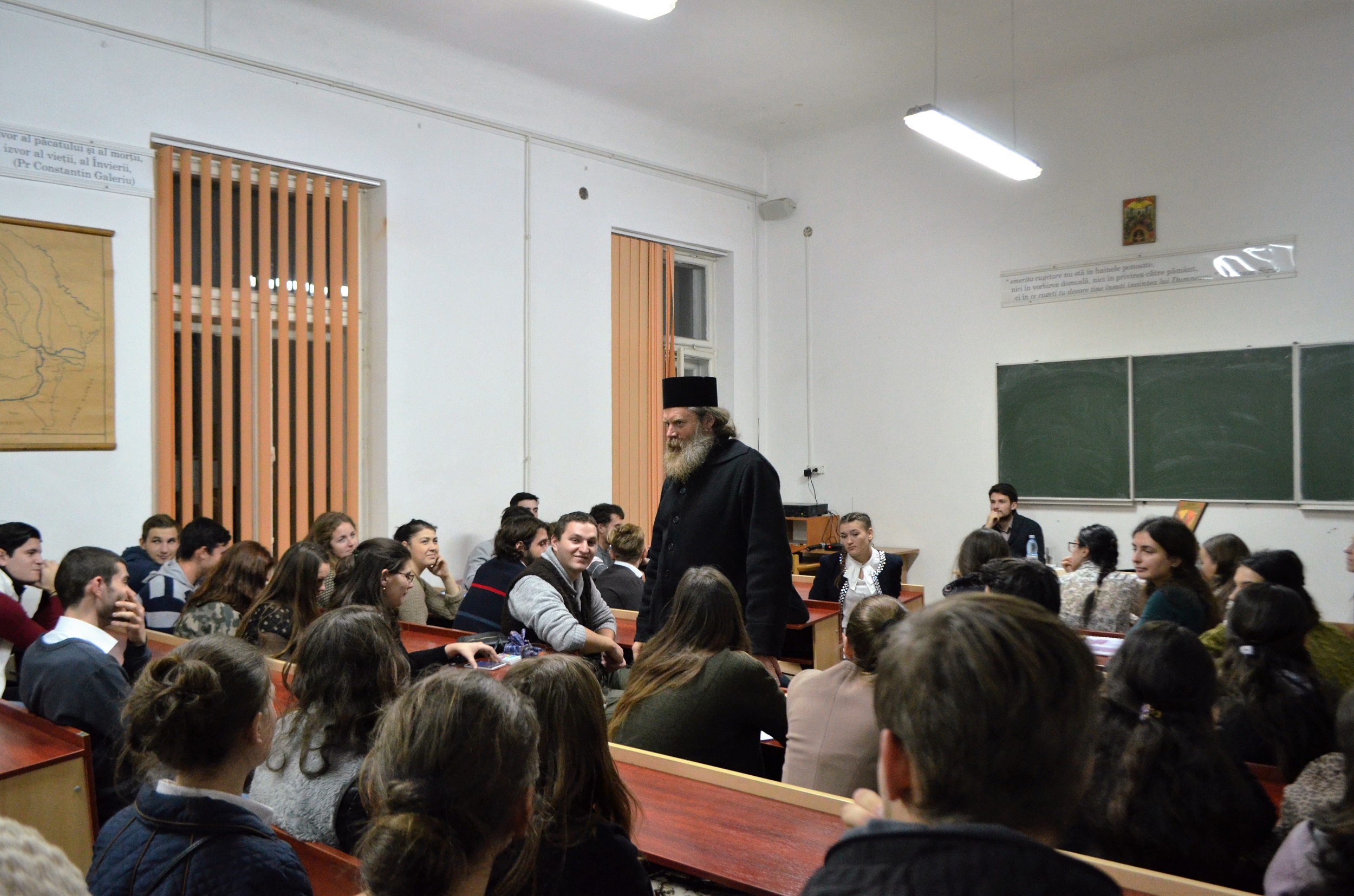 „Cum câştigăm curajul de a face binele?“ „Cum câştigăm curajul de a face binele?“