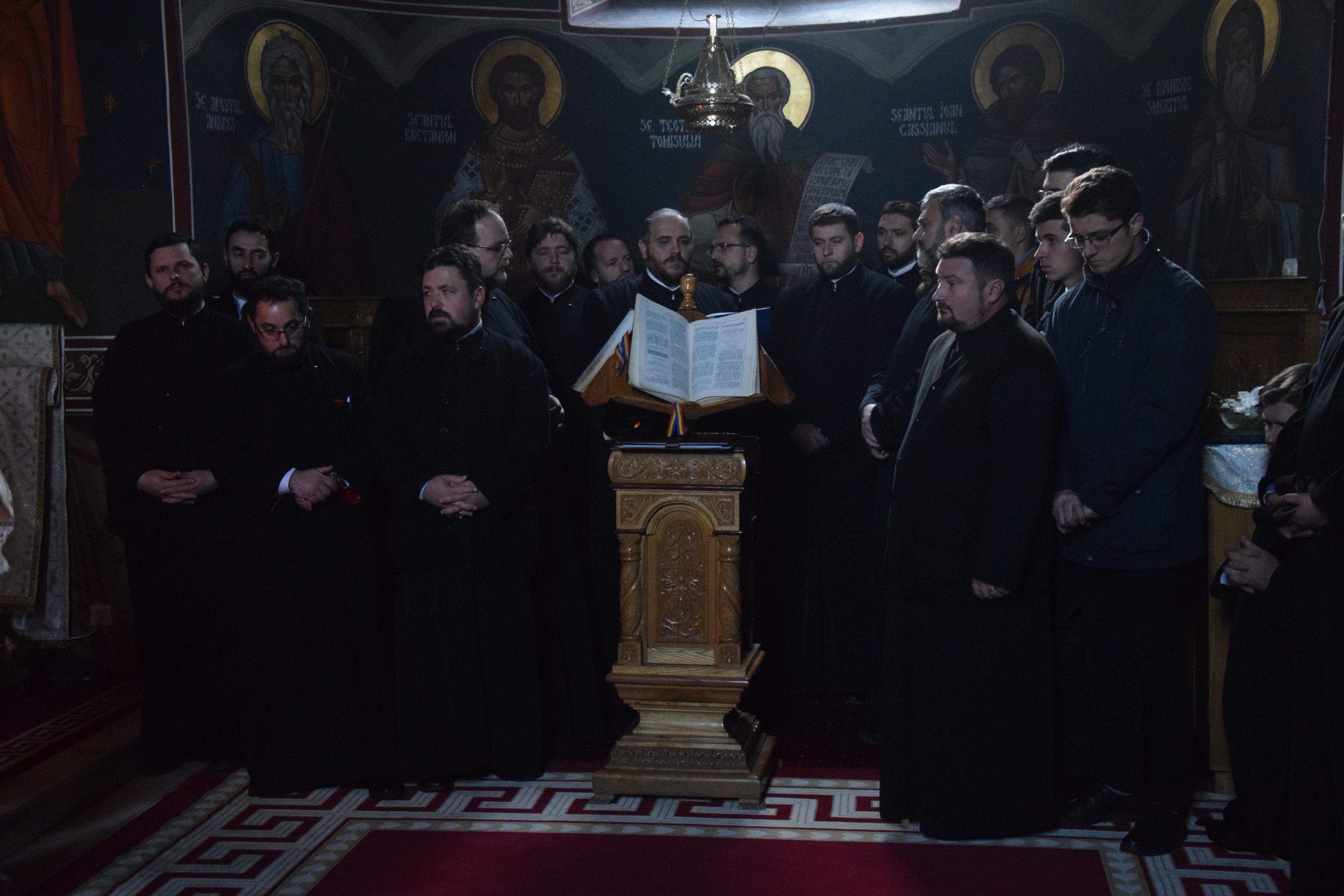 Fotografii: Tudorel Rusu S-au reunit în conferinţă semestrială preoţii din protopopiatele Paşcani şi Hârlău