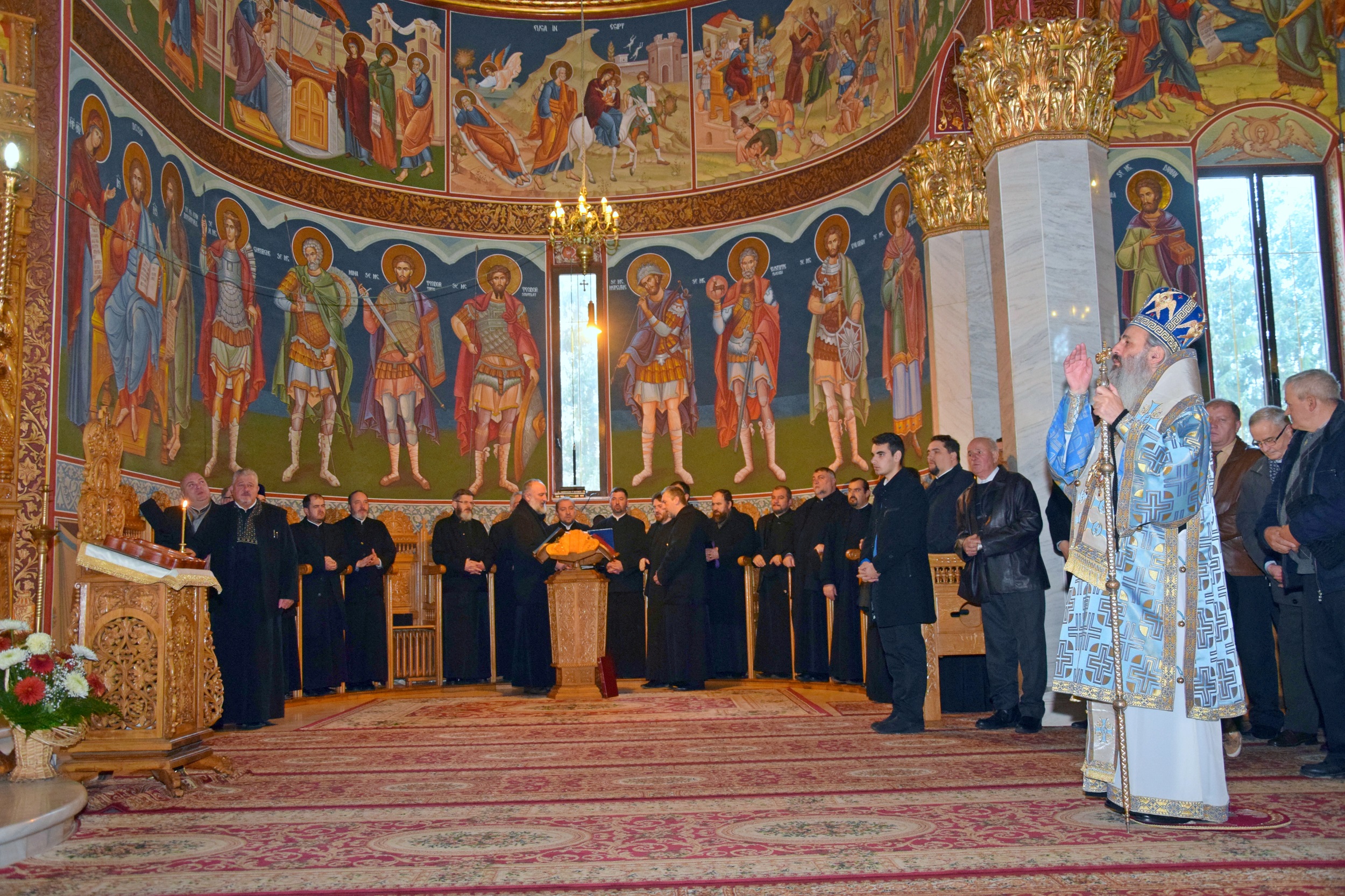 „Am fost trimiși ca să aducem foc din Cer și să-l aprindem pe pământ, în sfintele altare și în inimile oamenilor”