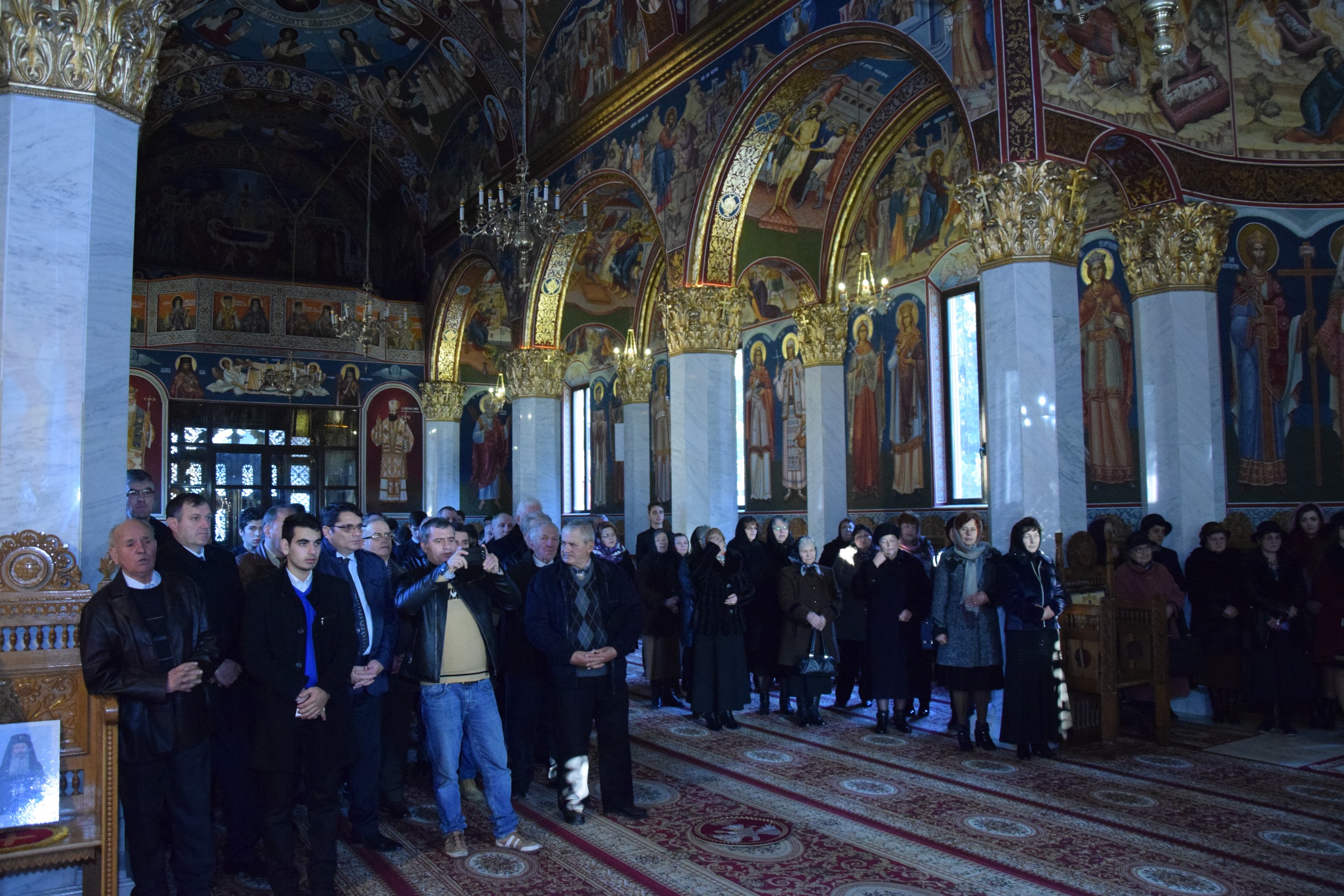 „Am fost trimiși ca să aducem foc din Cer și să-l aprindem pe pământ, în sfintele altare și în inimile oamenilor” „Am fost trimiși ca să aducem foc din Cer și să-l aprindem pe pământ, în sfintele altare și în inimile oamenilor”