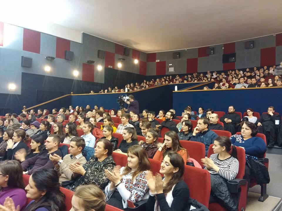 Conferinţă duhovnicească la Oneşti Conferinţă duhovnicească la Oneşti