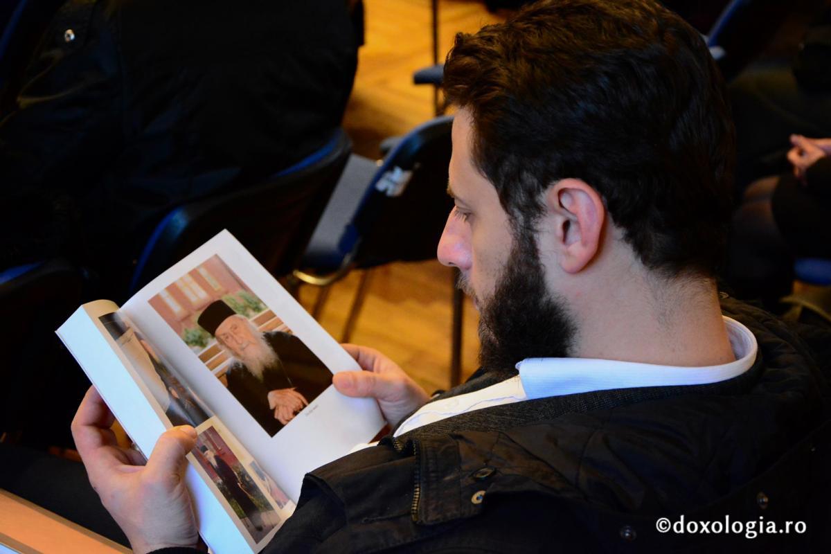 A două zi de comunicări, la Colocviul Internaţional „Întâlnirea cu duhovnicul”