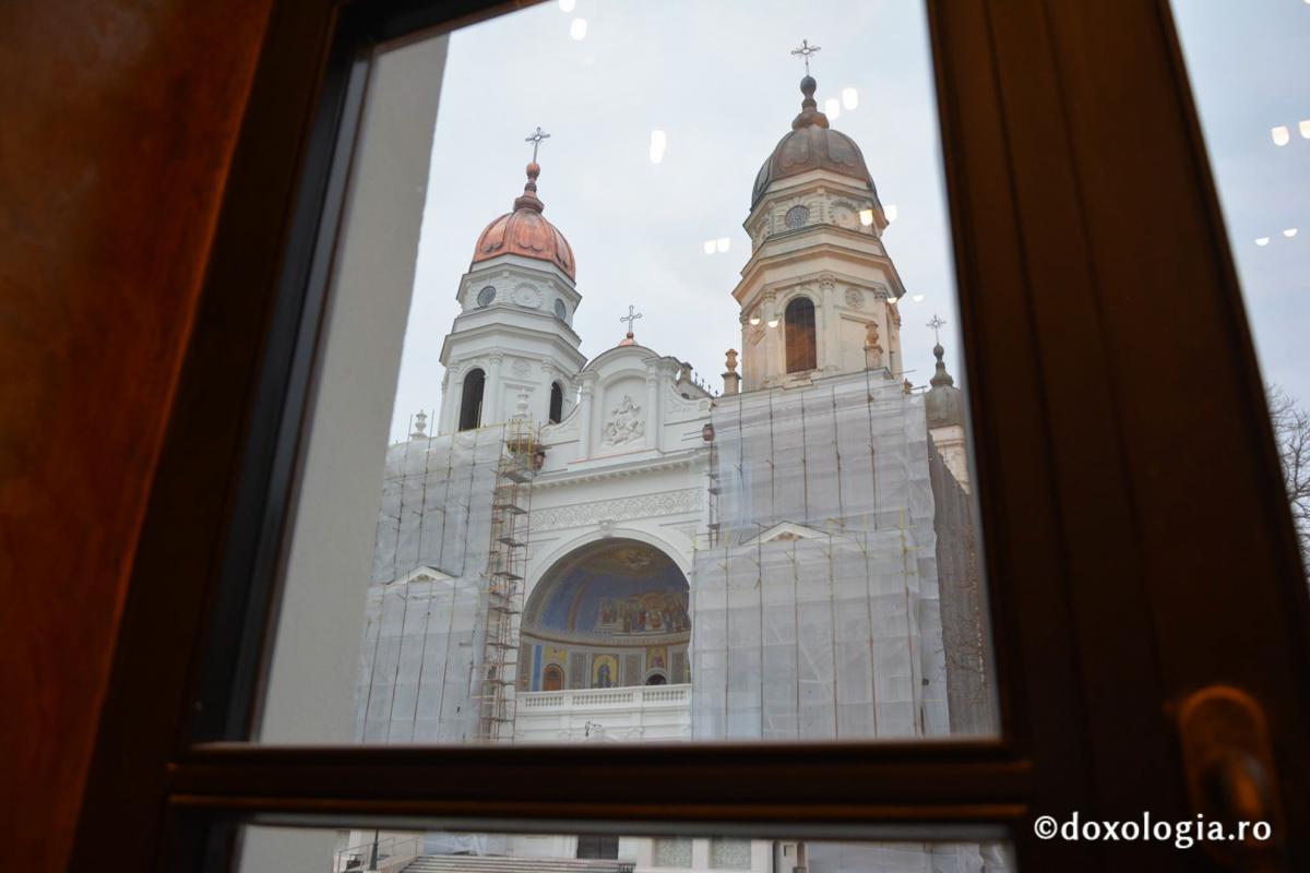 A două zi de comunicări, la Colocviul Internaţional „Întâlnirea cu duhovnicul”