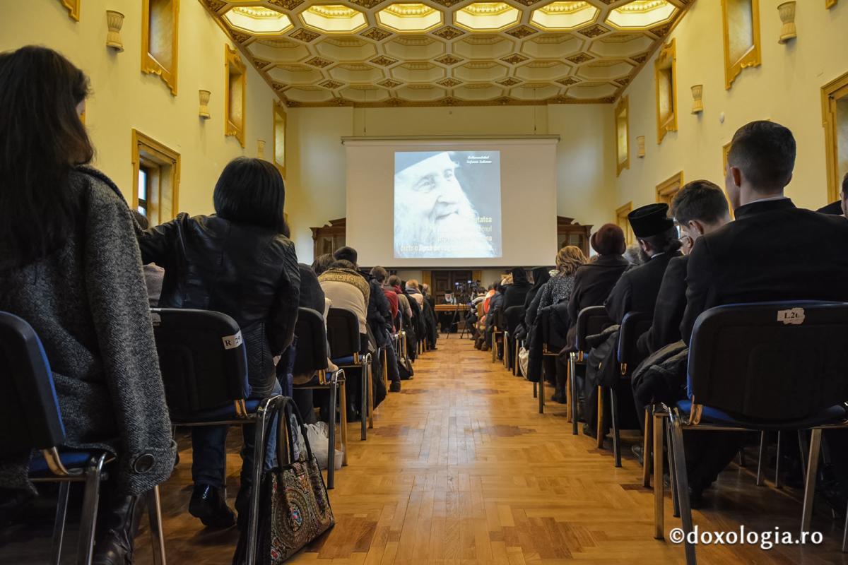 Foto: Cătălin Acasandrei A două zi de comunicări, la Colocviul Internaţional „Întâlnirea cu duhovnicul”