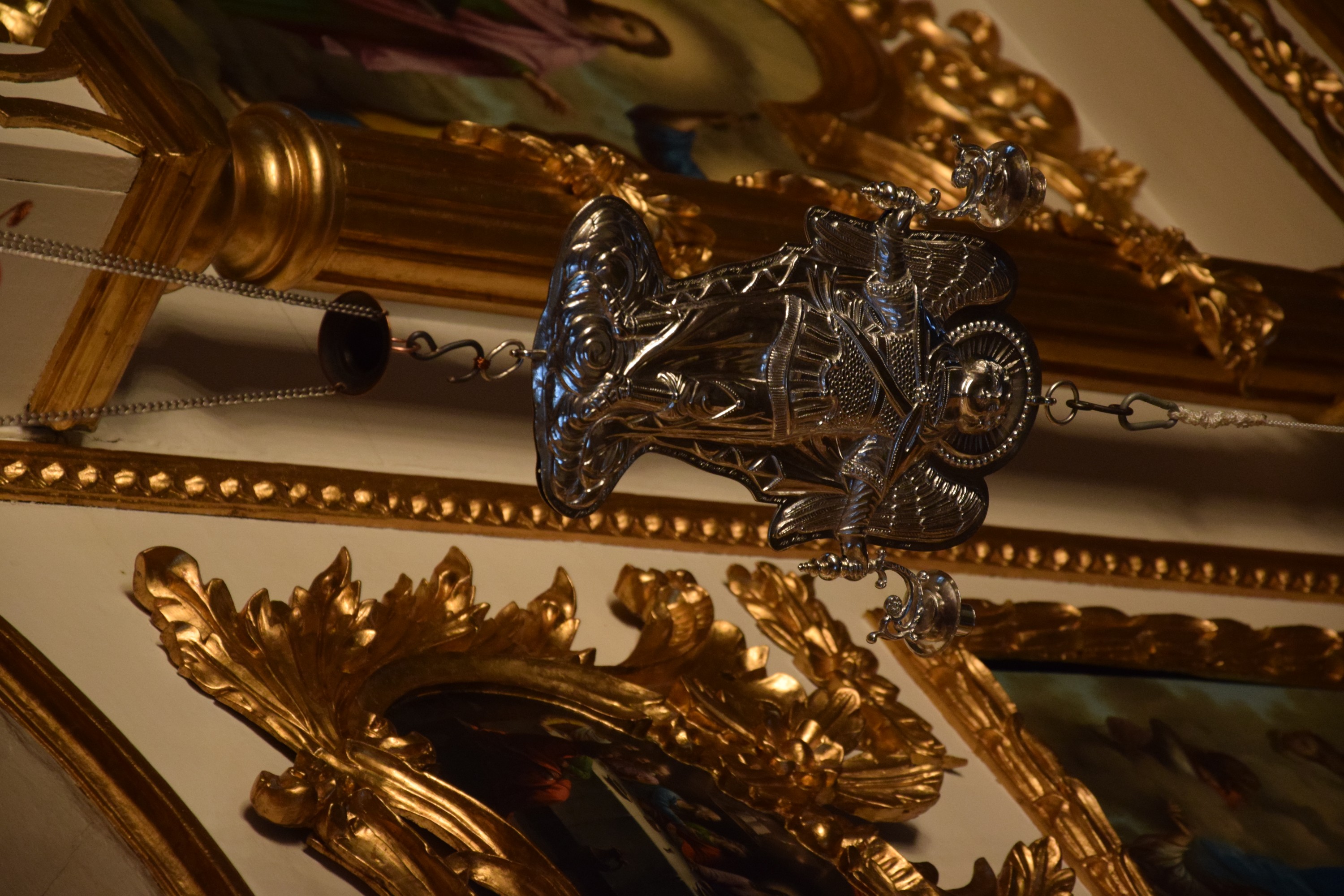 Sfinții Arhangheli, sărbătoriți prin Liturghie arhierească la Mănăstirea Agapia