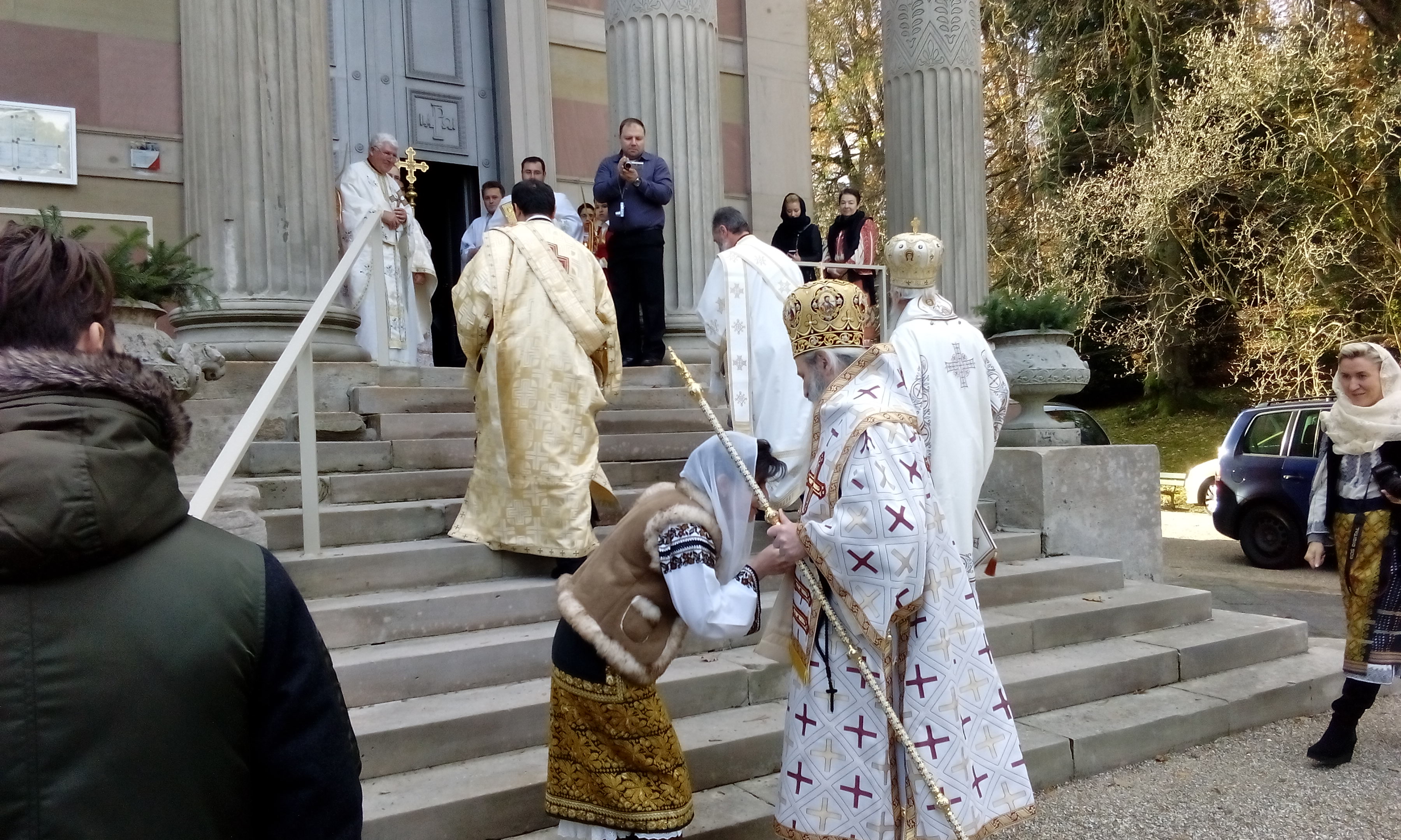 IPS Teofan a resfințit Cripta Capelei „Sfântul Arhanghel Mihail” din Baden-Baden, Germania