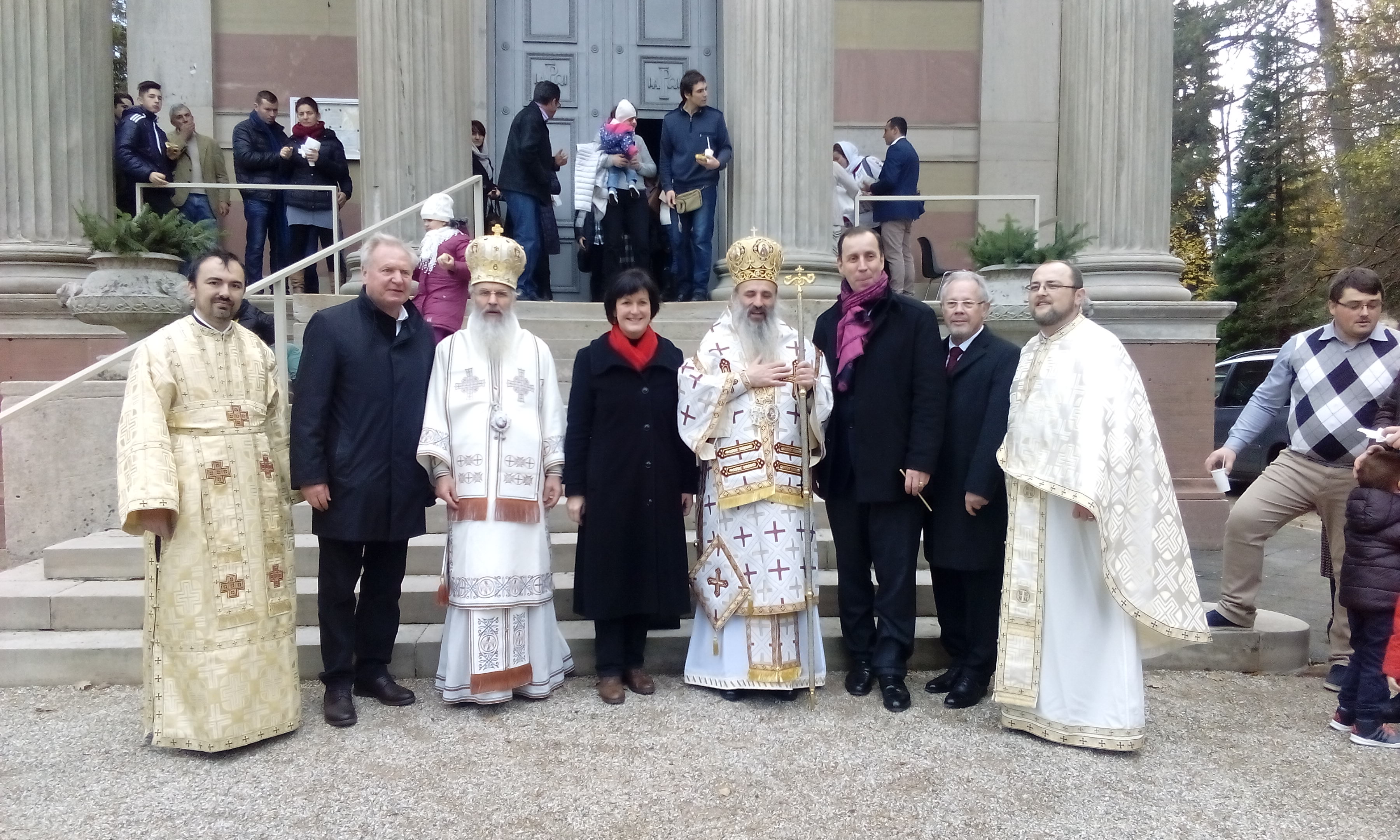 IPS Teofan a resfințit Cripta Capelei „Sfântul Arhanghel Mihail” din Baden-Baden, Germania