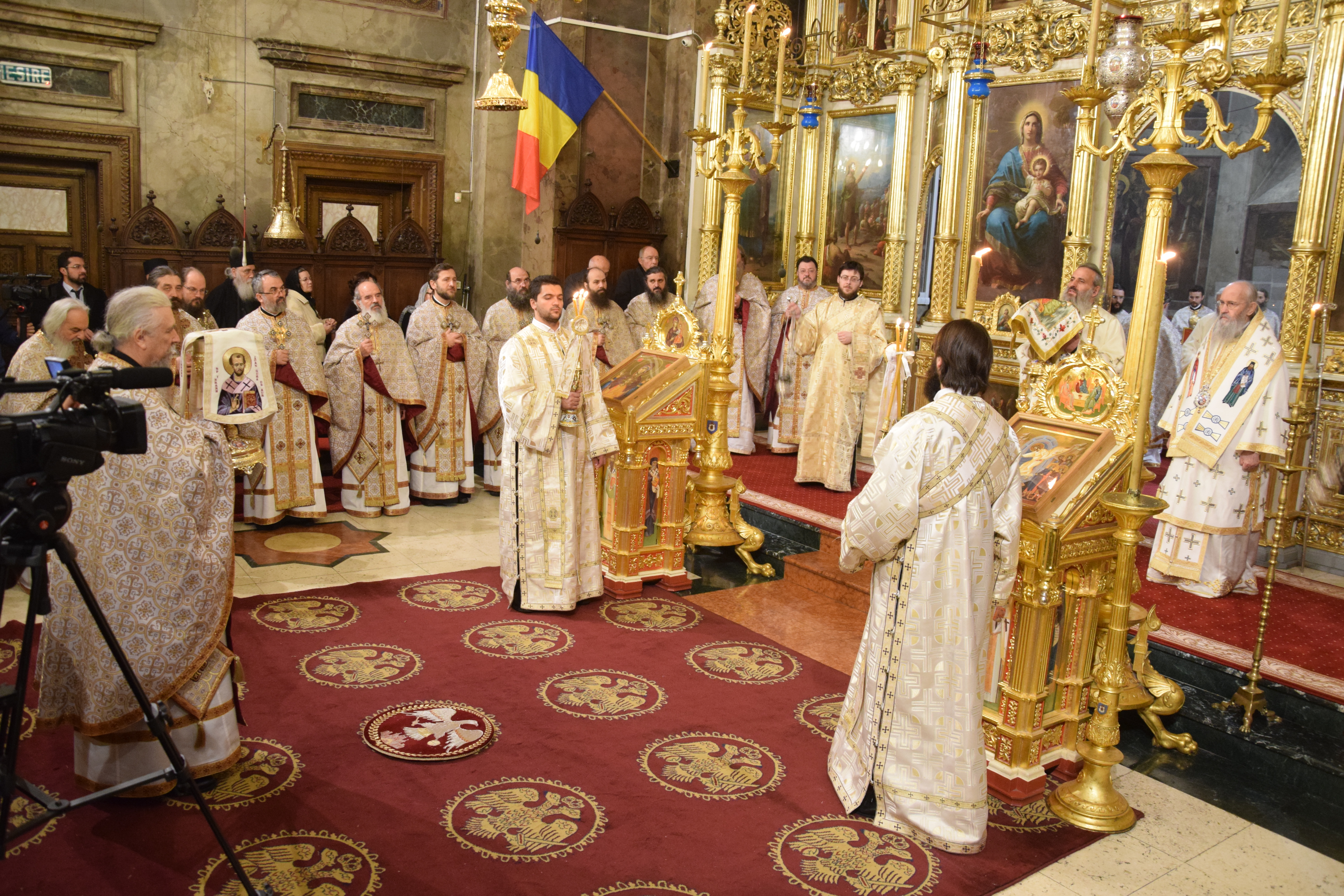 Părintele Rafail Noica, la Iași: „Cine judecă pe aproapele face un pas de lucrare antihristică”