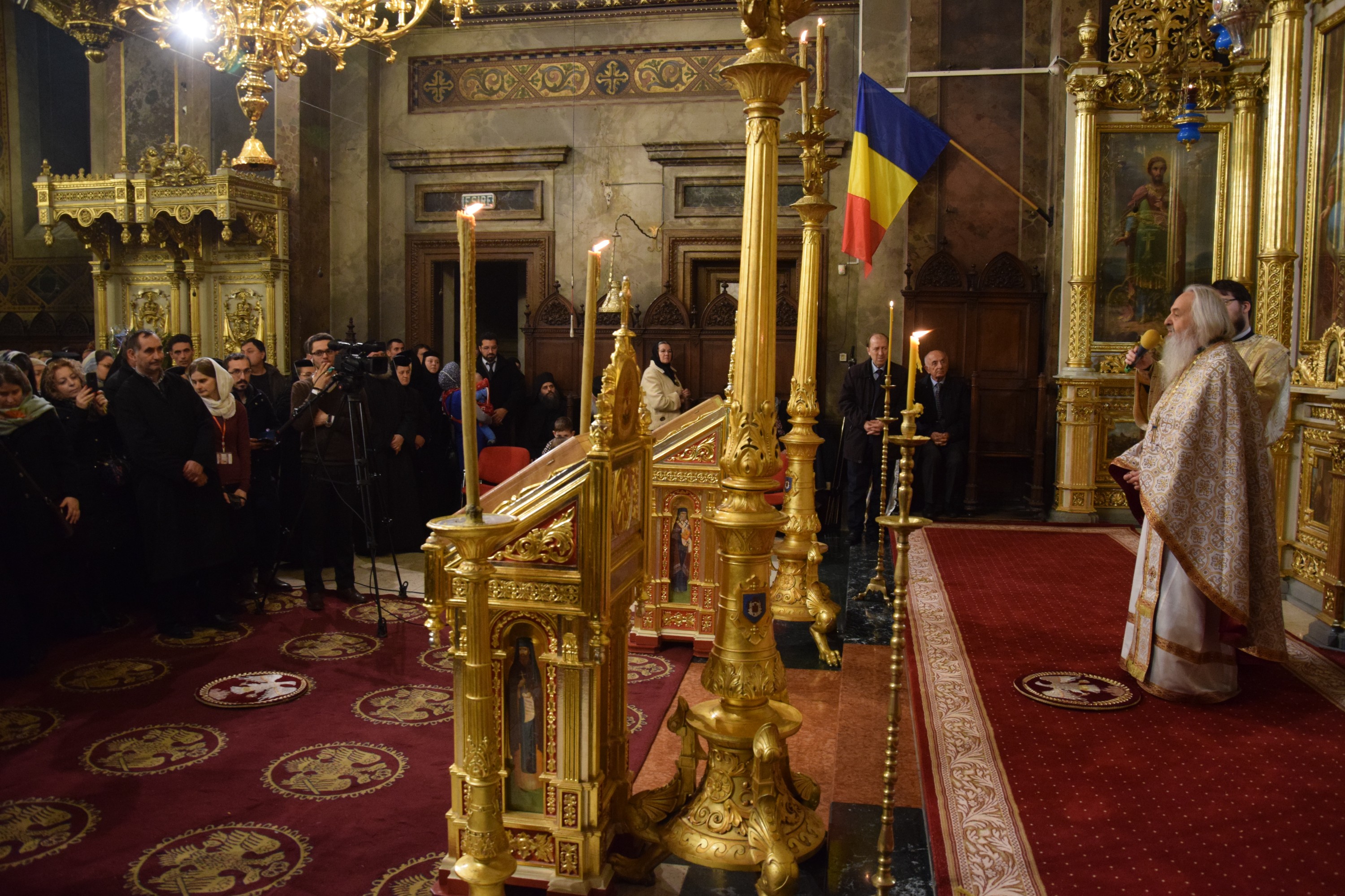 Părintele Rafail Noica, la Iași: „Cine judecă pe aproapele face un pas de lucrare antihristică”