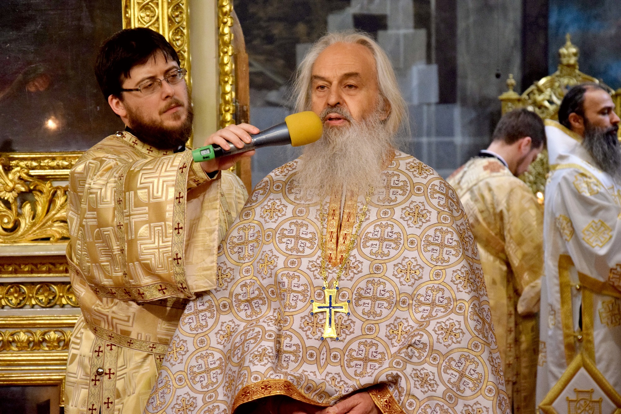 Părintele Rafail Noica, la Iași: „Cine judecă pe aproapele face un pas de lucrare antihristică”