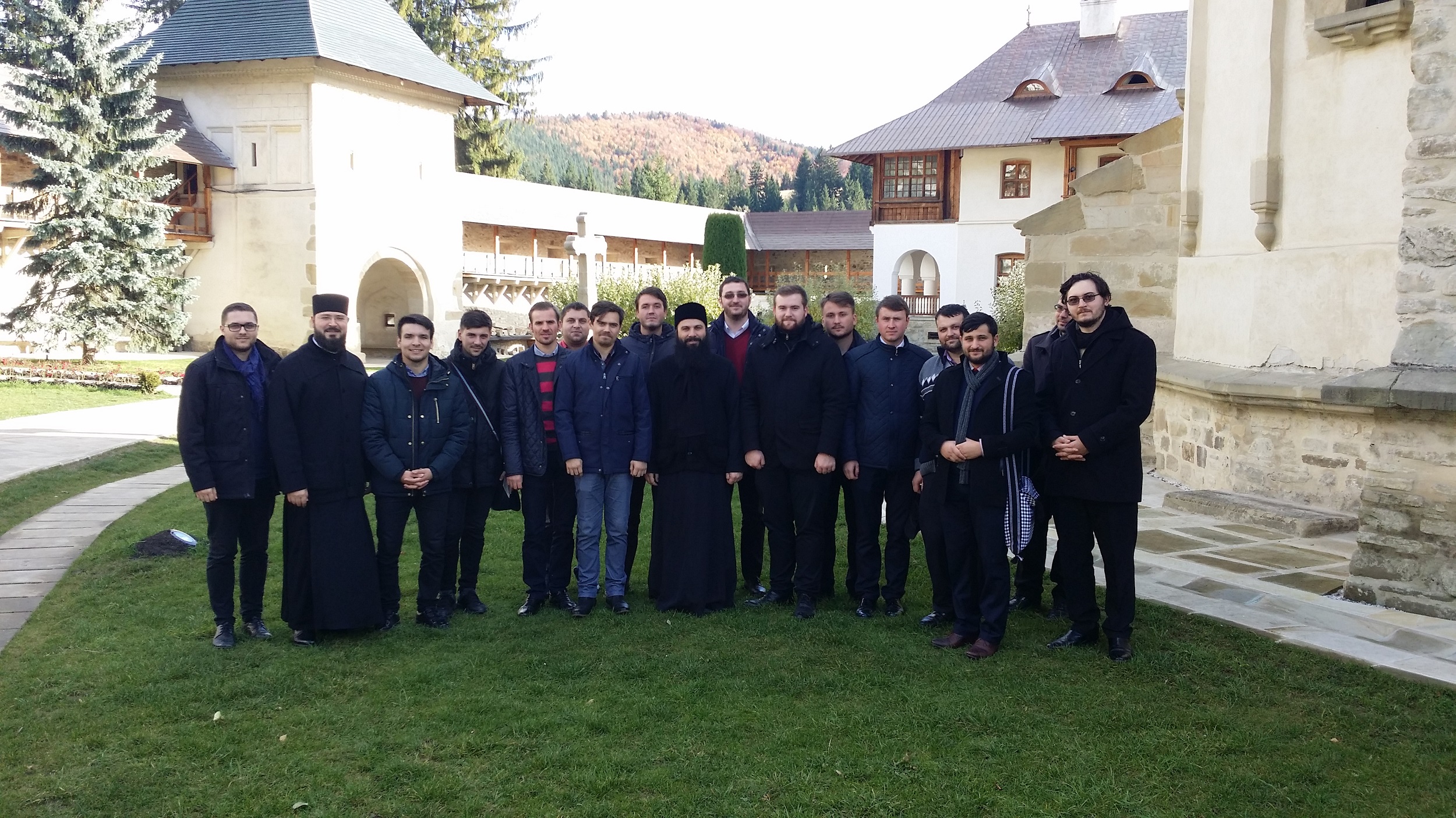 Trei zile de pelerinaj şi ateliere de formare