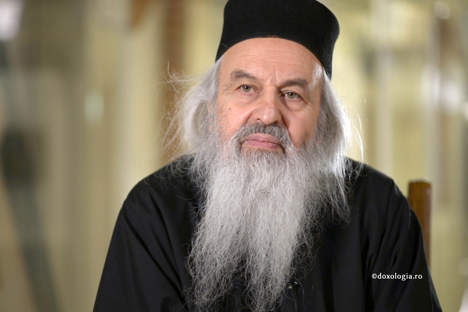 Părintele Rafail Noica ‒ „M-am născut când l-am cunoscut pe Părintele Sofronie, toată viața mea dinainte a fost un întuneric, o orbecăială”