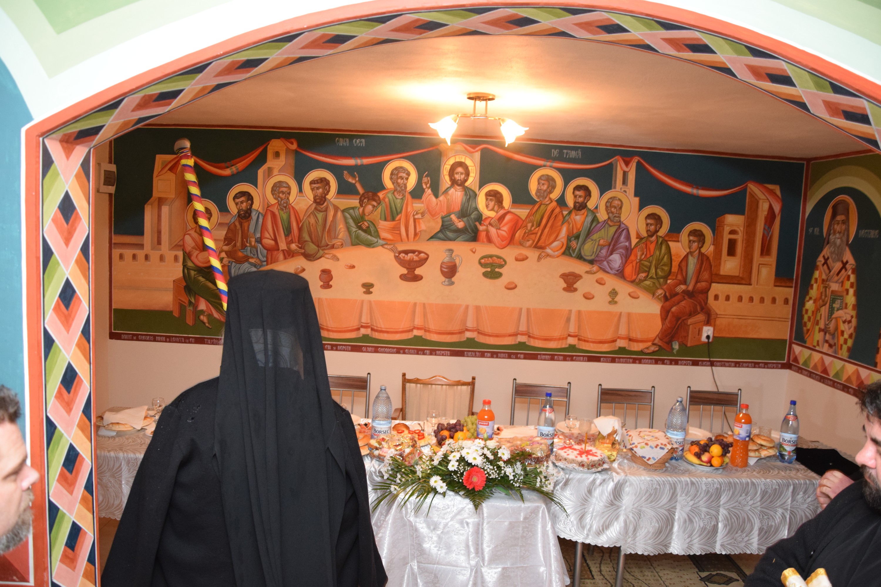 Sfințiri de case sociale parohiale, oficiate de IPS Mitropolit Teofan Sfințiri de case sociale parohiale, oficiate de IPS Mitropolit Teofan