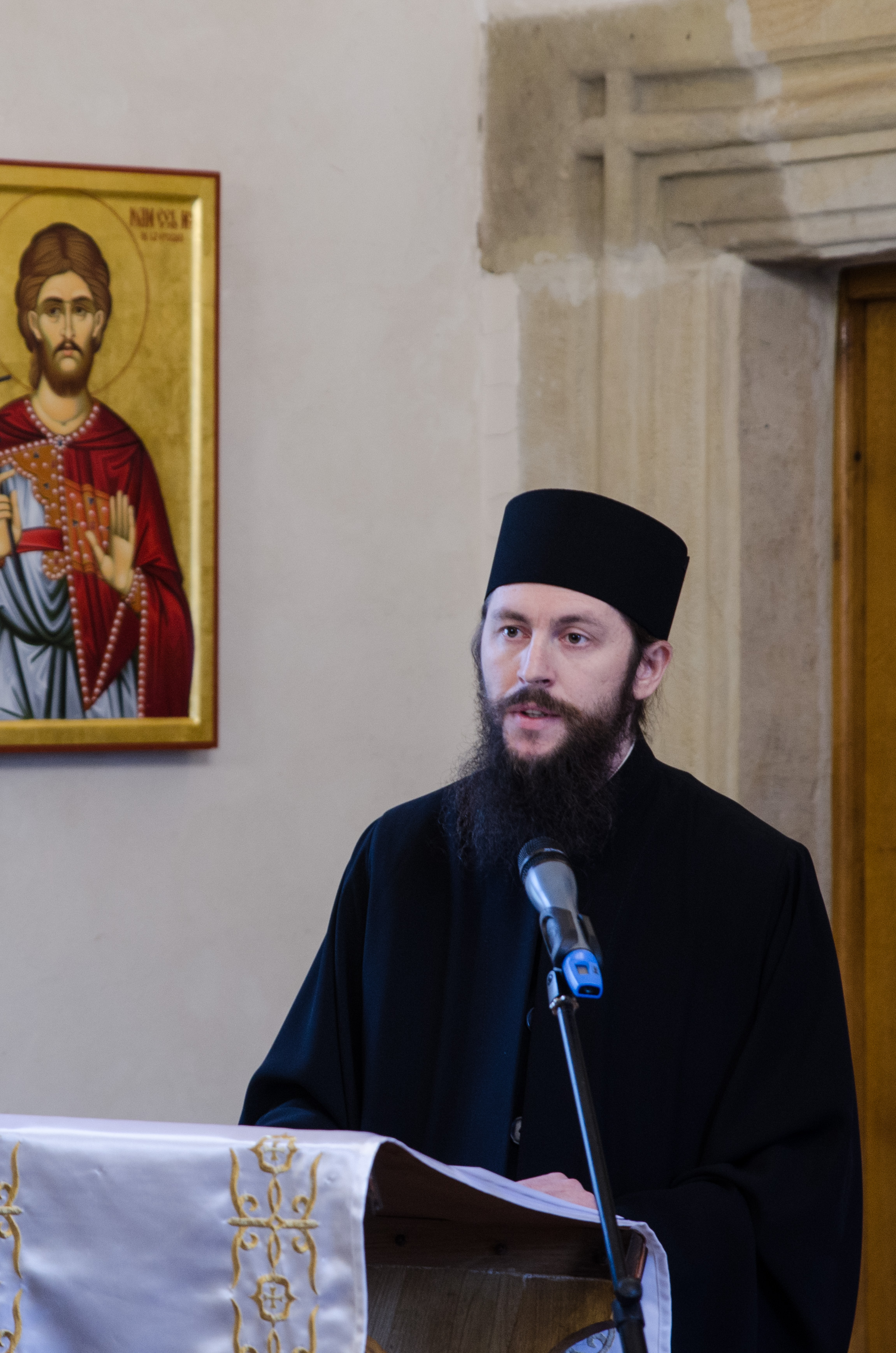 „Mănăstirile au un rost dumnezeiesc în perioade de criză“